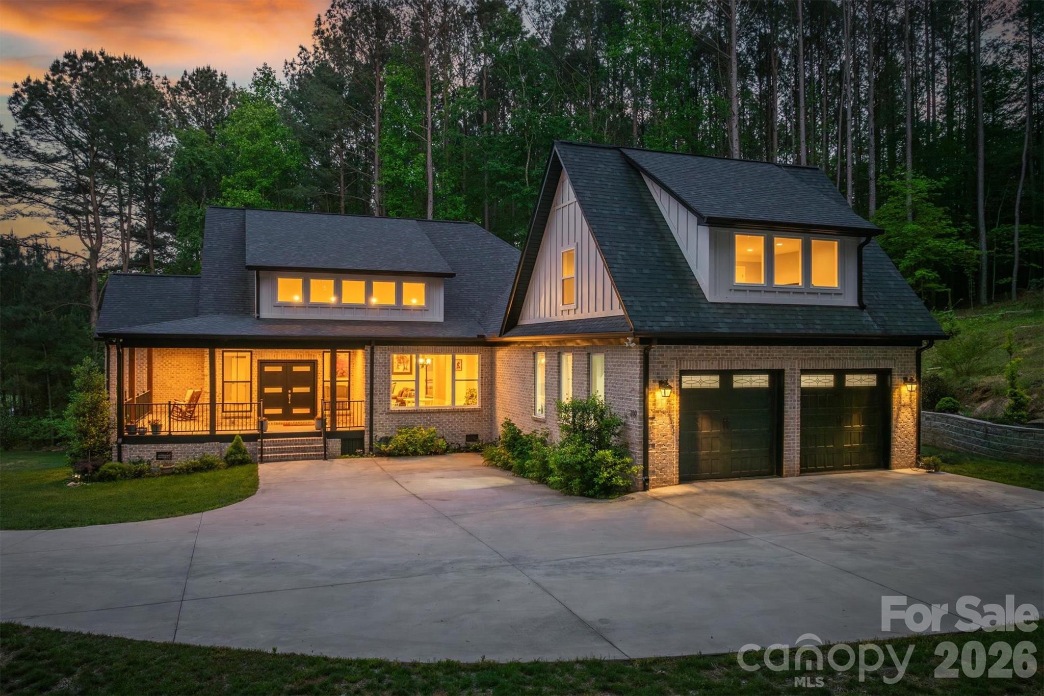 100 White Fawn Circle Property Photo 1