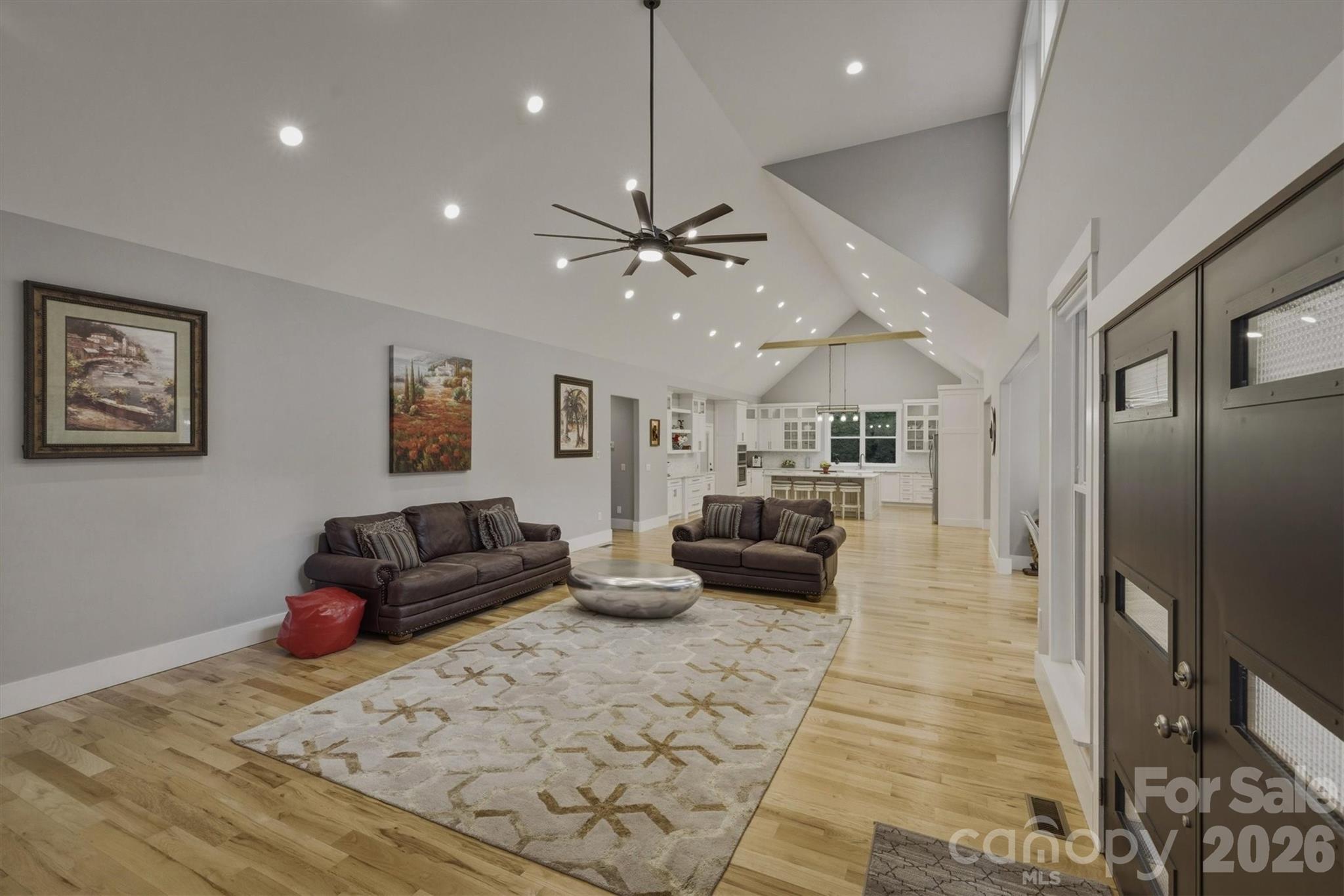 100 White Fawn Circle Property Photo 6