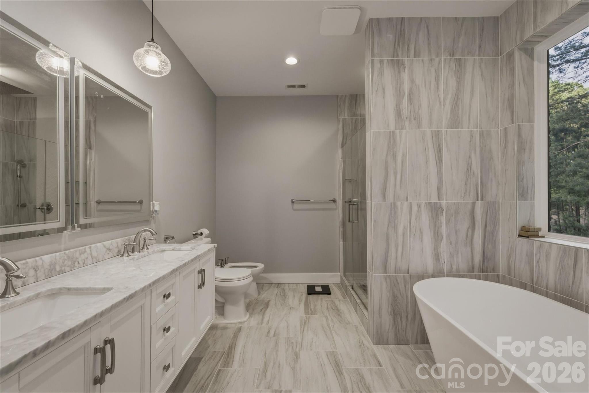 100 White Fawn Circle Property Photo 18