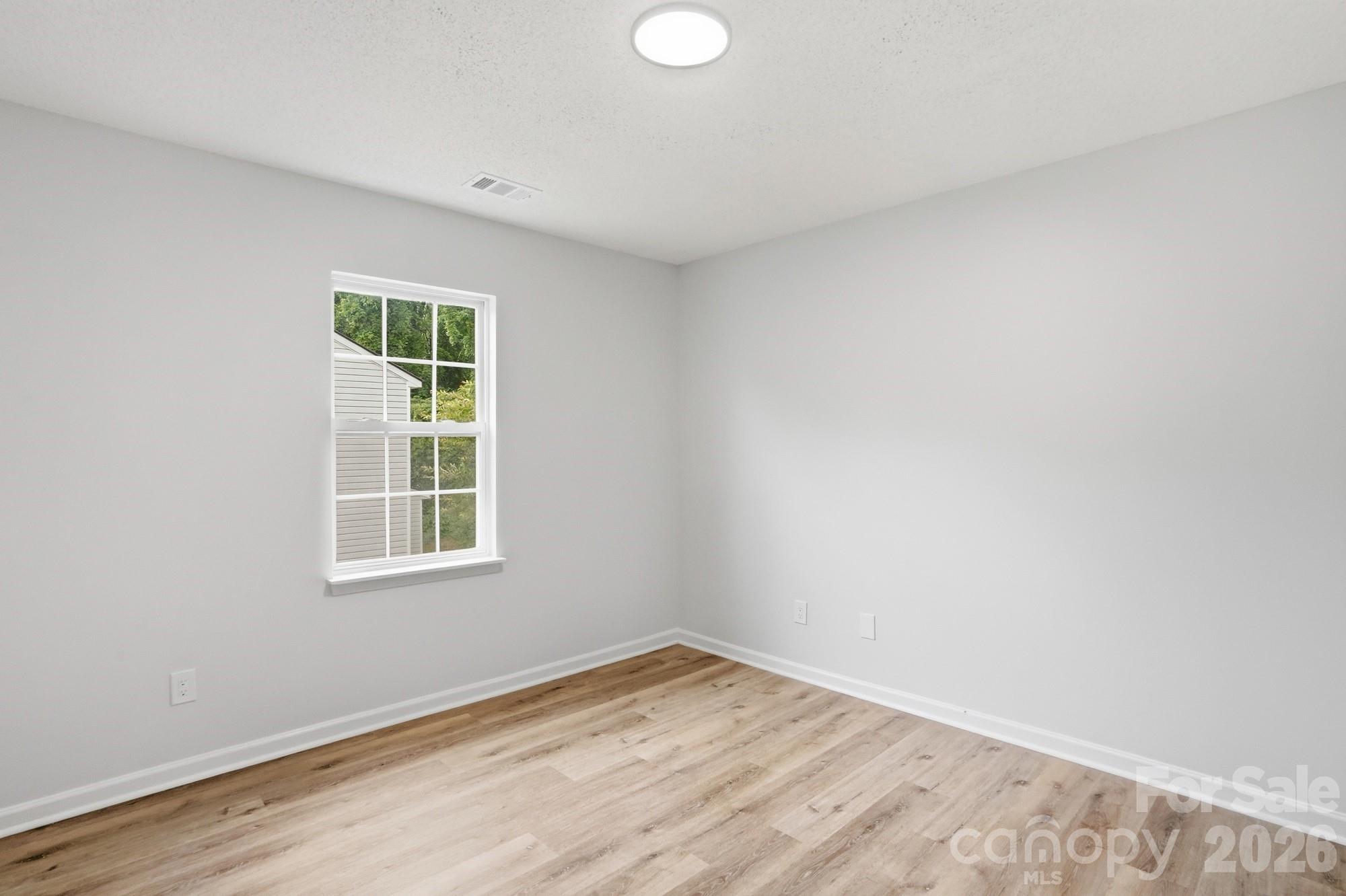 7621 Petrea Lane Property Photo 31