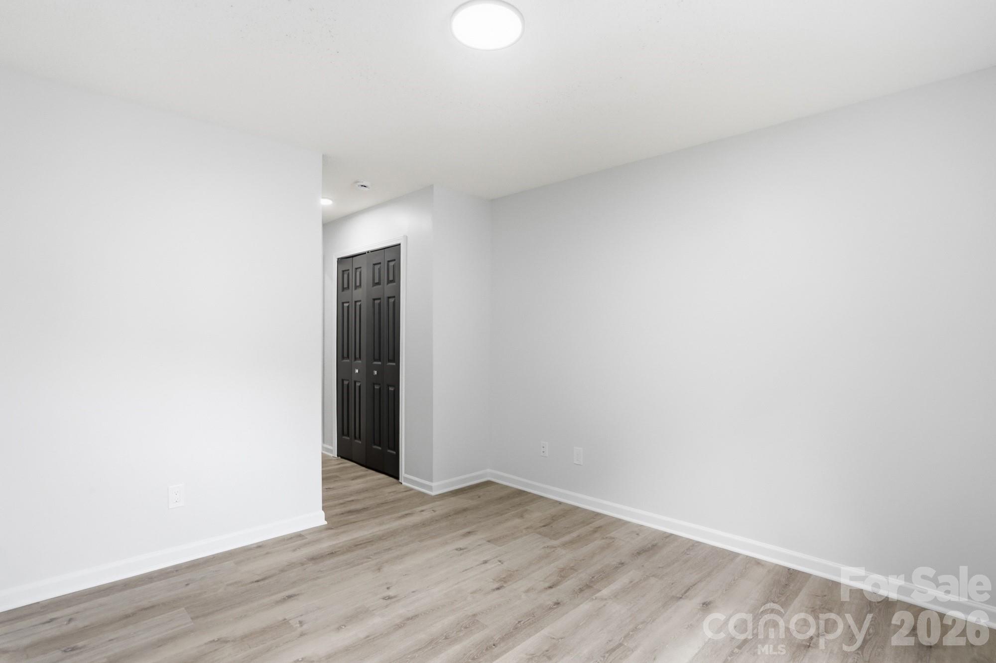 7621 Petrea Lane Property Photo 32