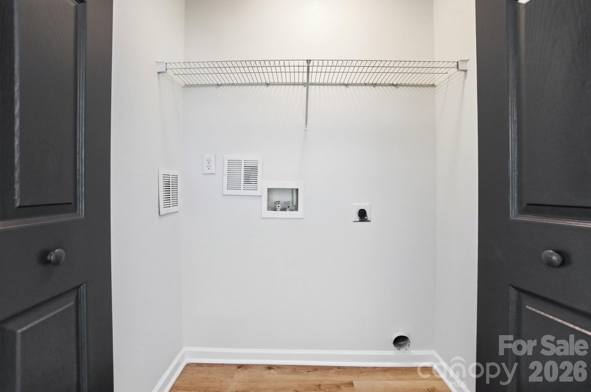 10584 English Setter Way Property Photo 17