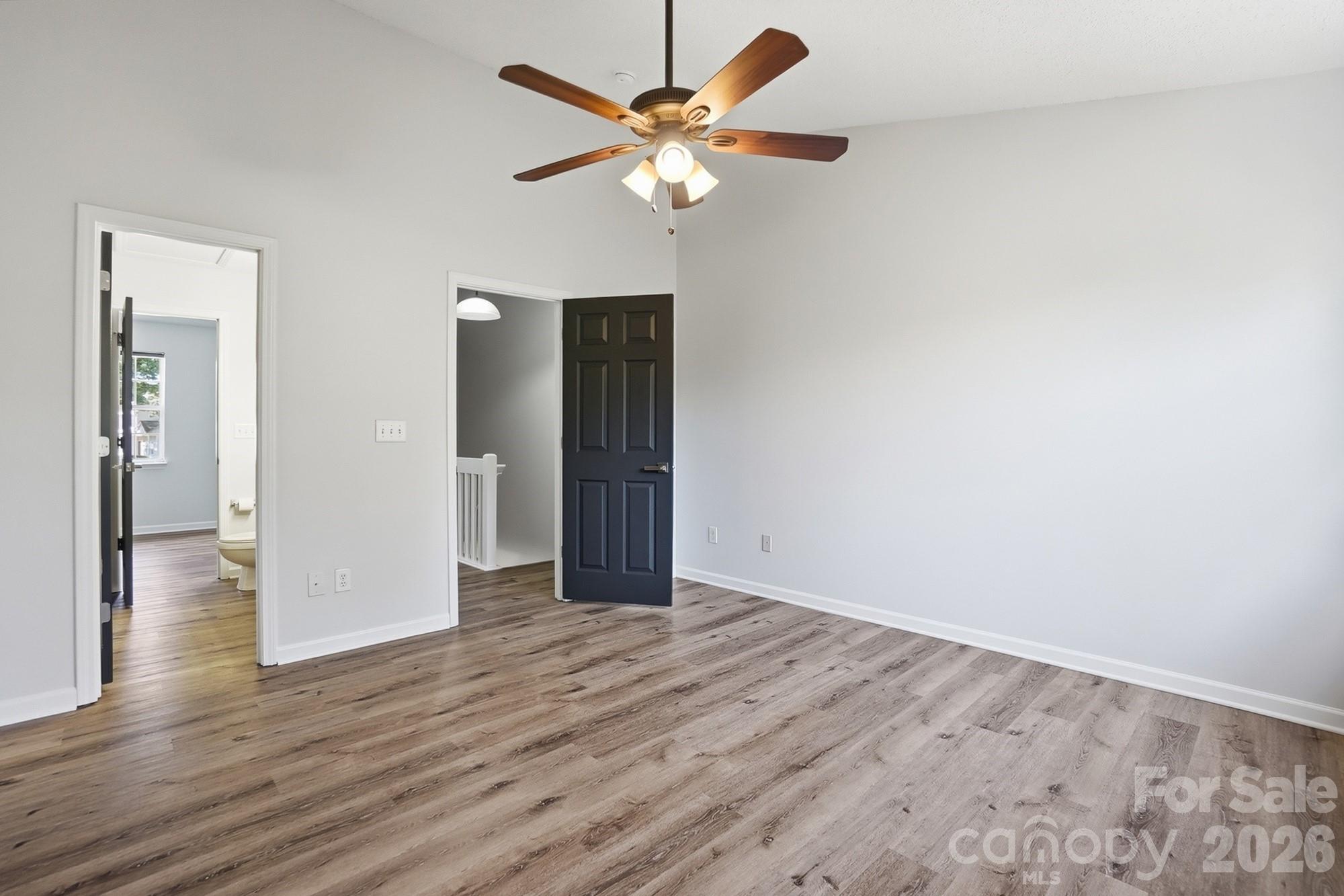 10584 English Setter Way Property Photo 25