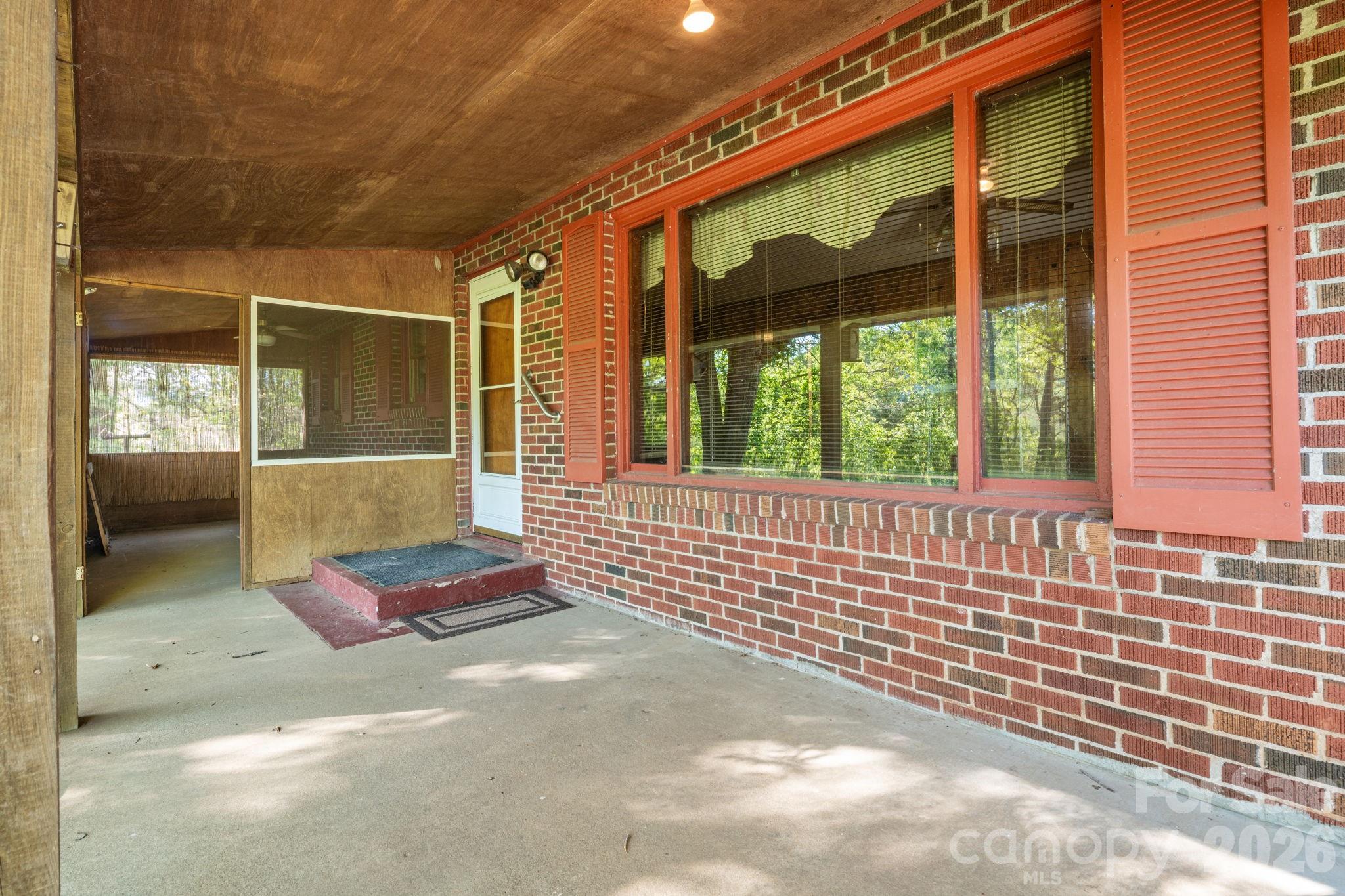 435 Upper Glady Fork Road Property Photo 11