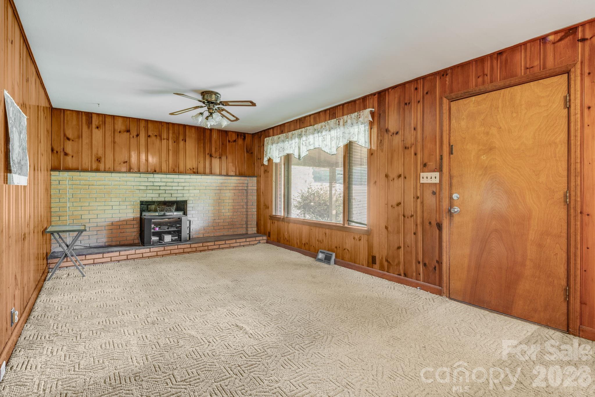 435 Upper Glady Fork Road Property Photo 14