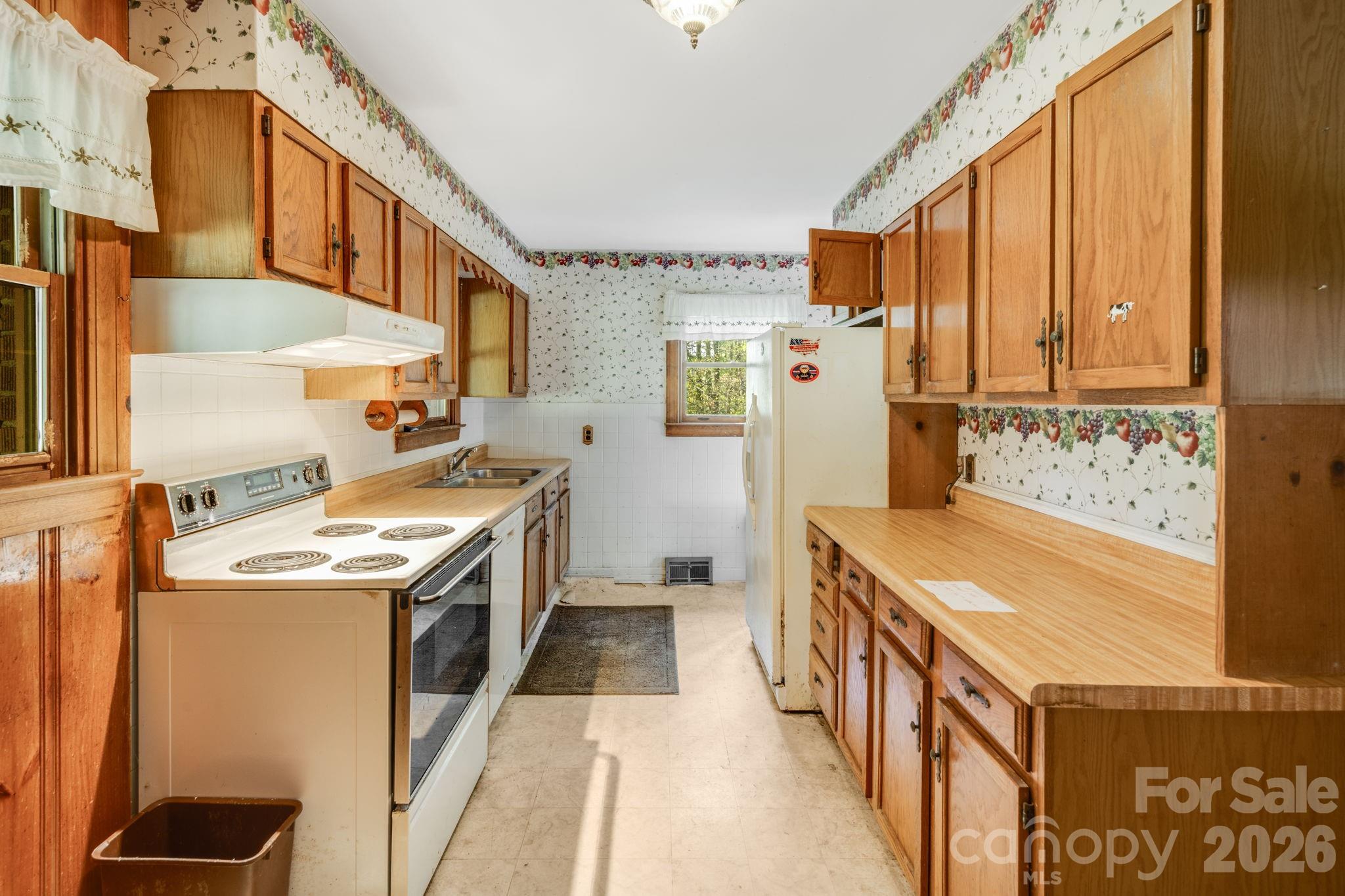 435 Upper Glady Fork Road Property Photo 16