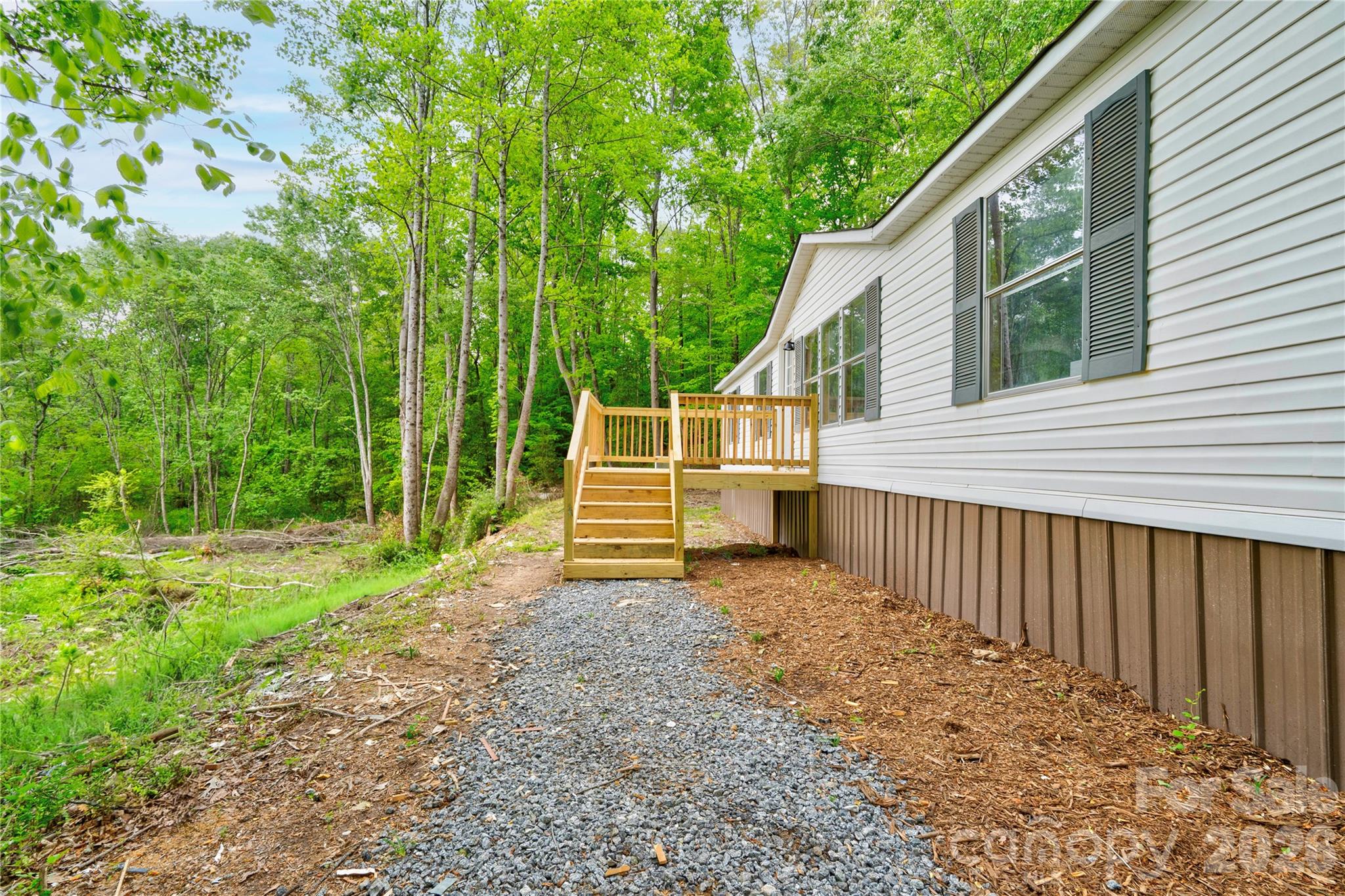 141 Knob Creek Drive Property Photo 1