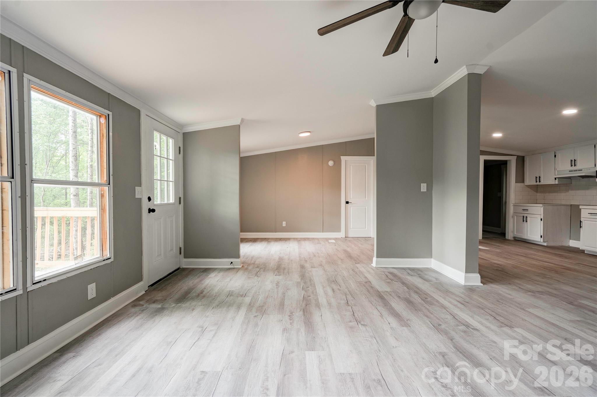 141 Knob Creek Drive Property Photo 2