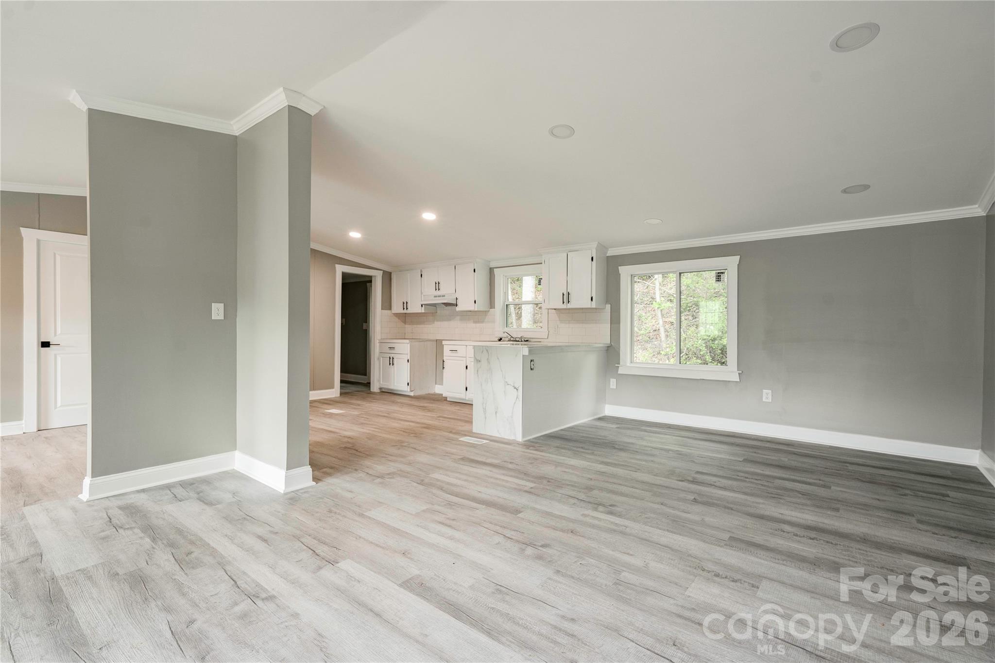 141 Knob Creek Drive Property Photo 7