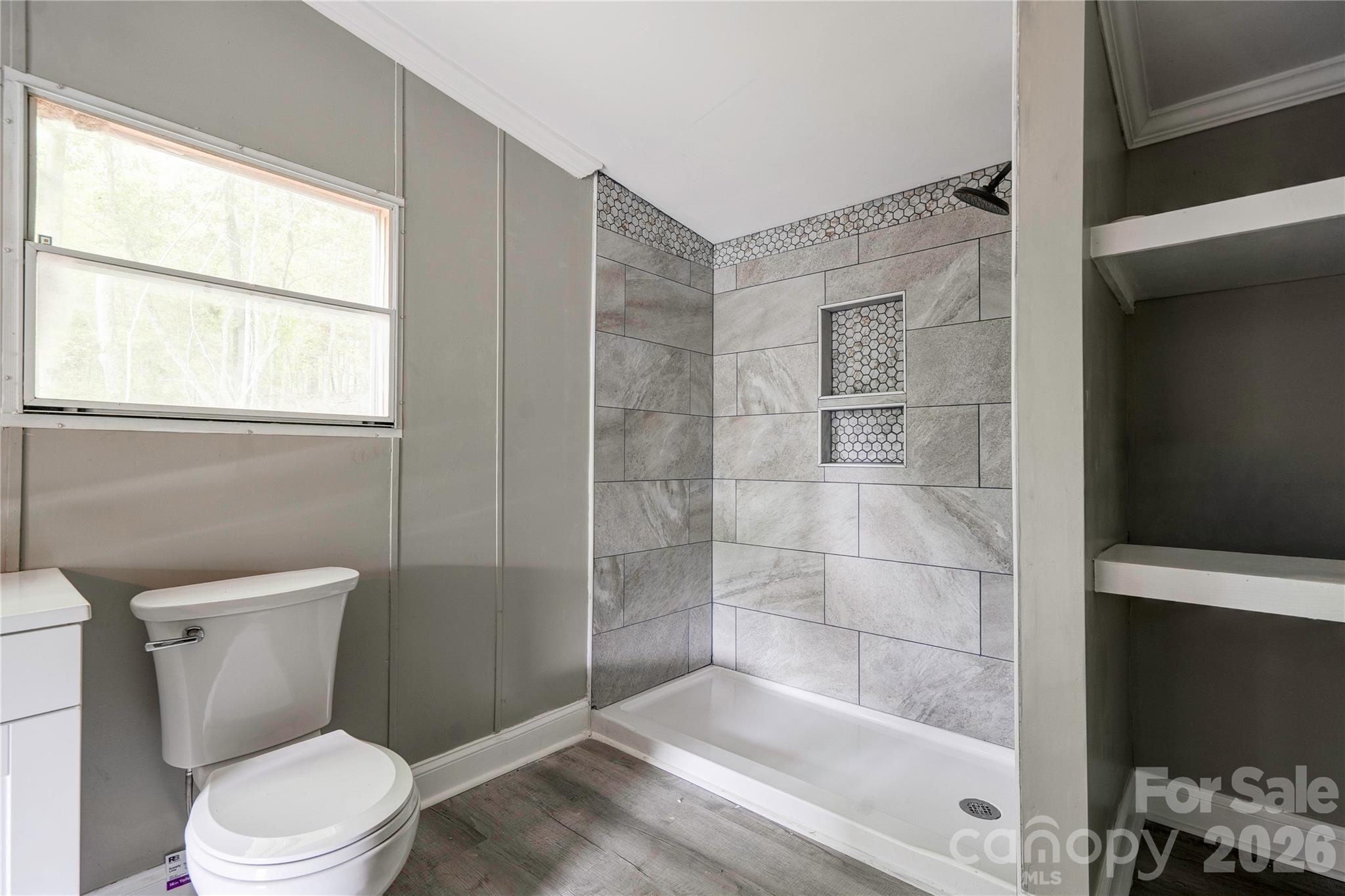 141 Knob Creek Drive Property Photo 17
