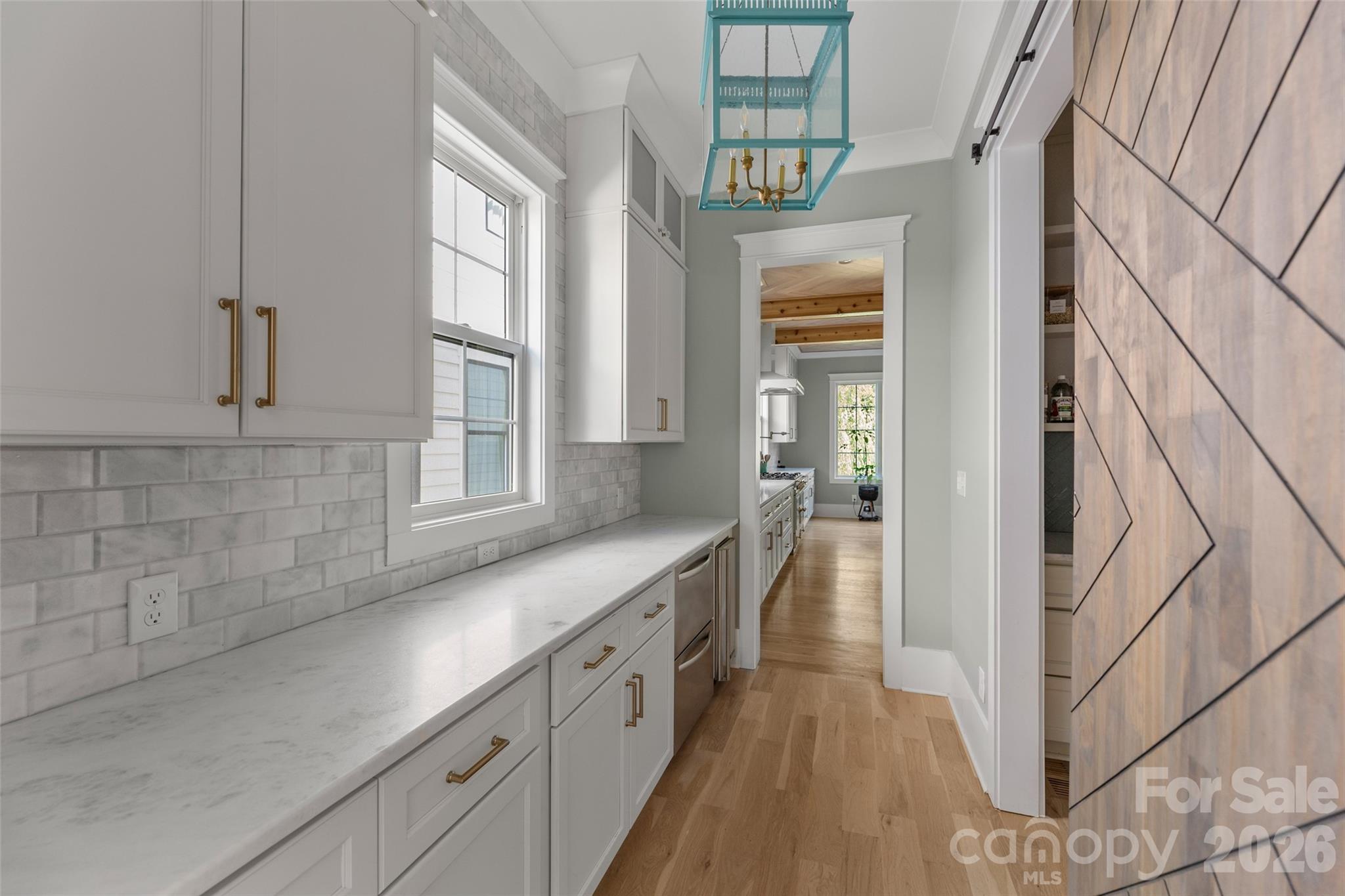 1512 Parson Street Property Photo 6