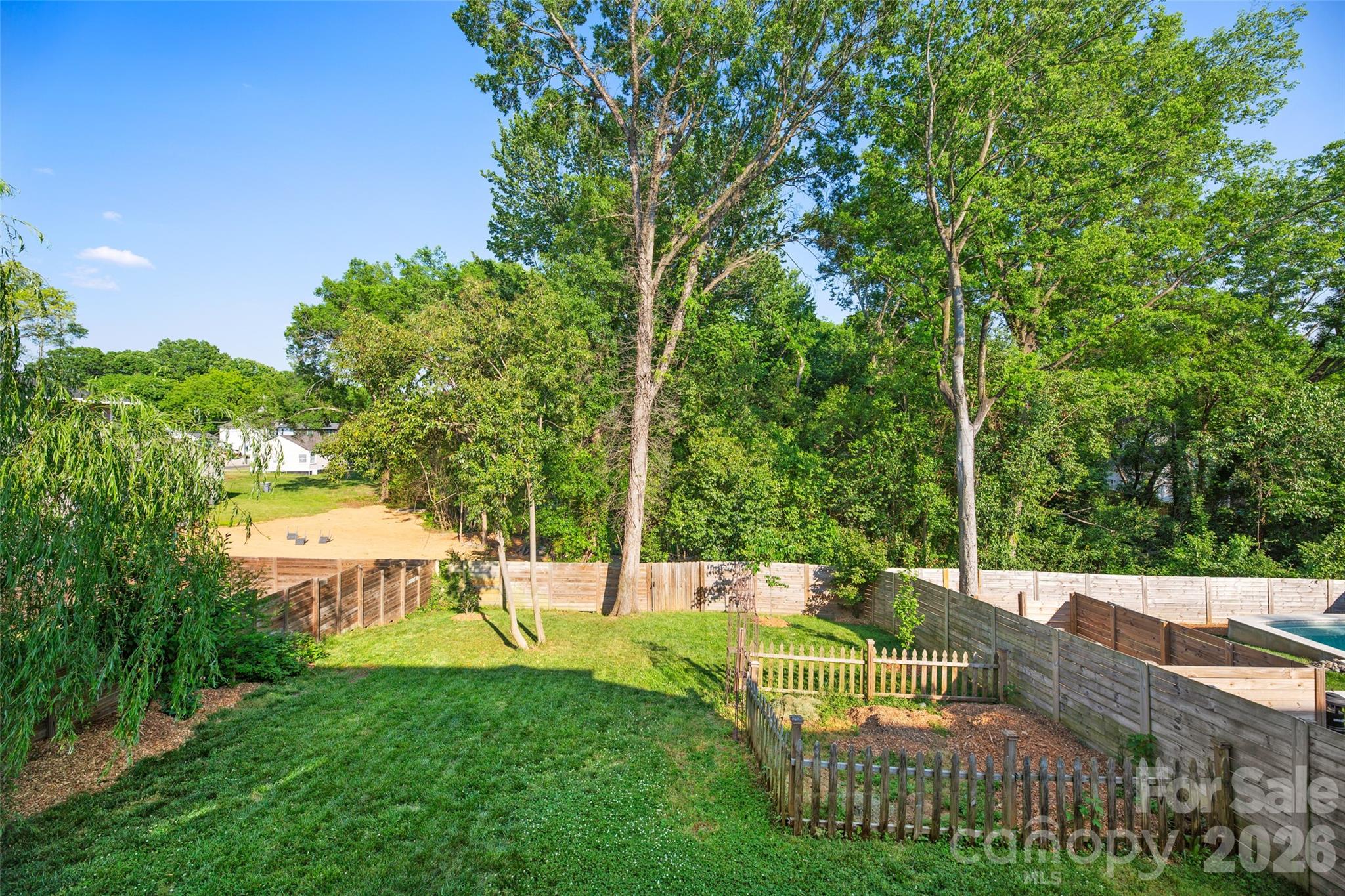 1512 Parson Street Property Photo 18