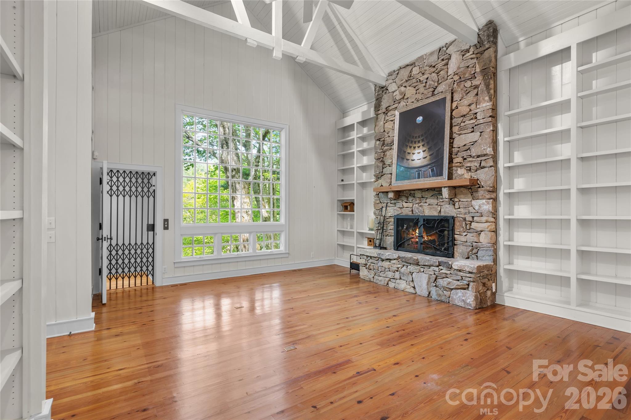 1957 Cold Mountain Road Property Photo 5