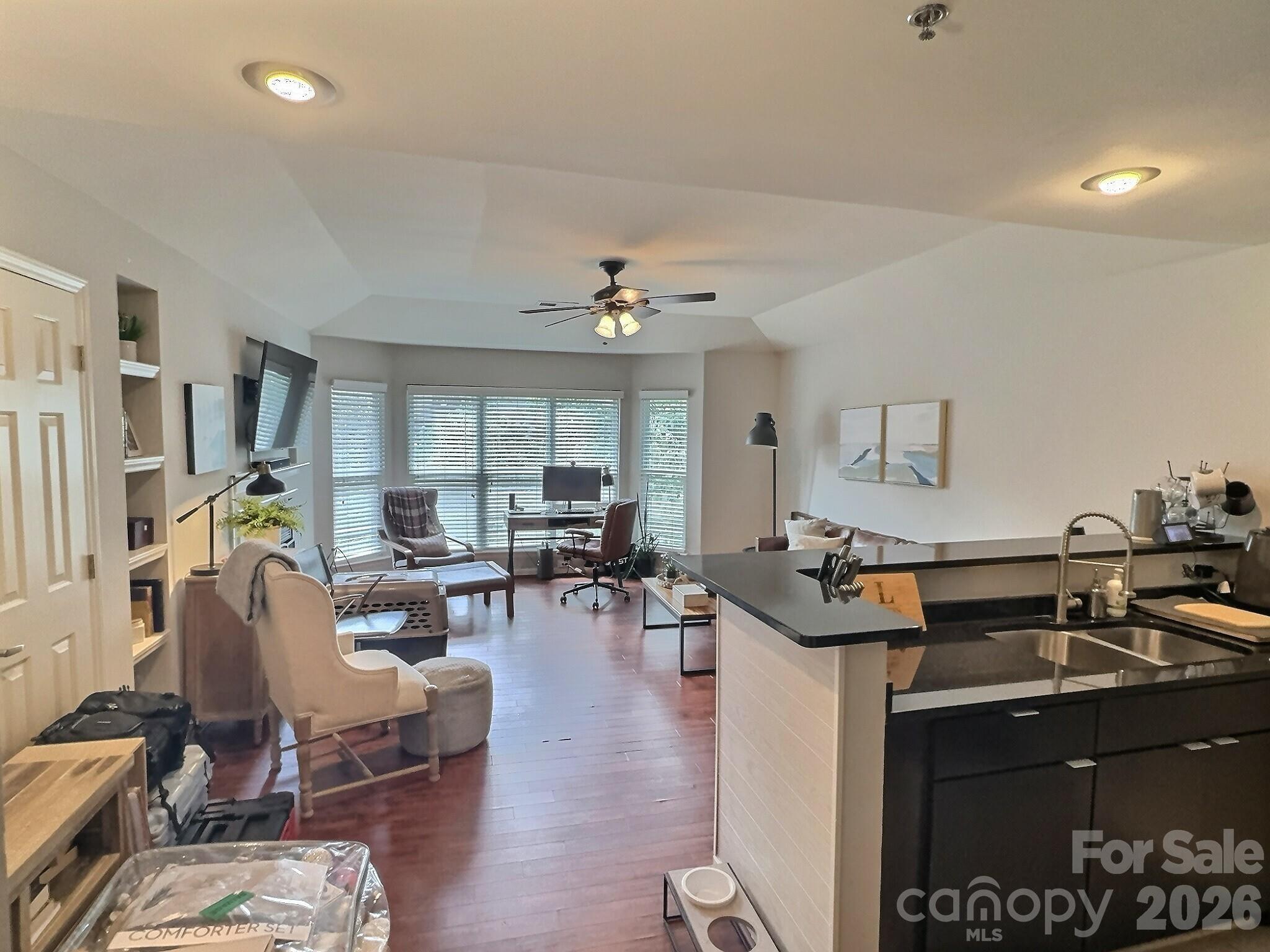 513 N Graham Street Property Photo 1