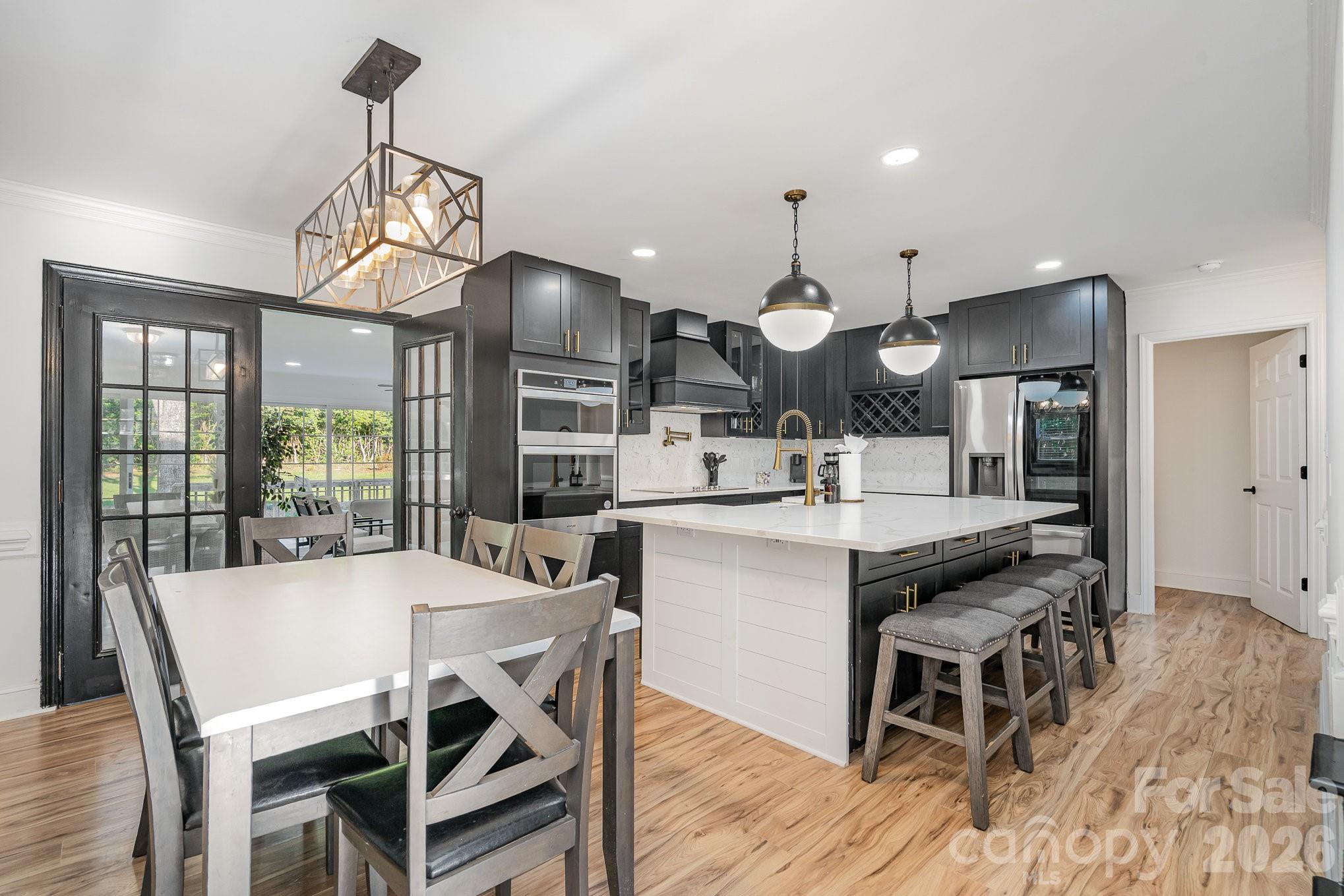 8823 Dartmoor Place Property Photo 1