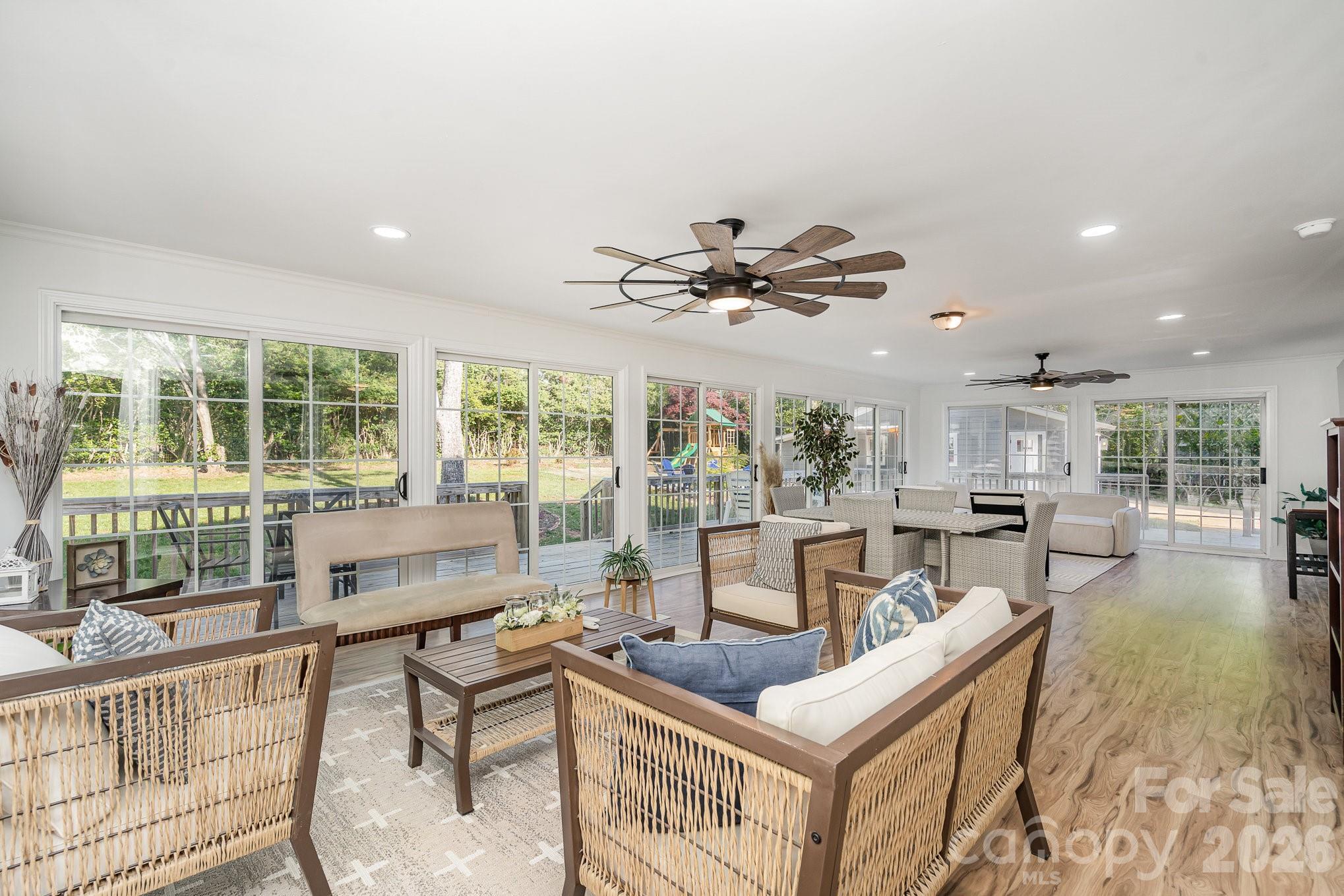 8823 Dartmoor Place Property Photo 3