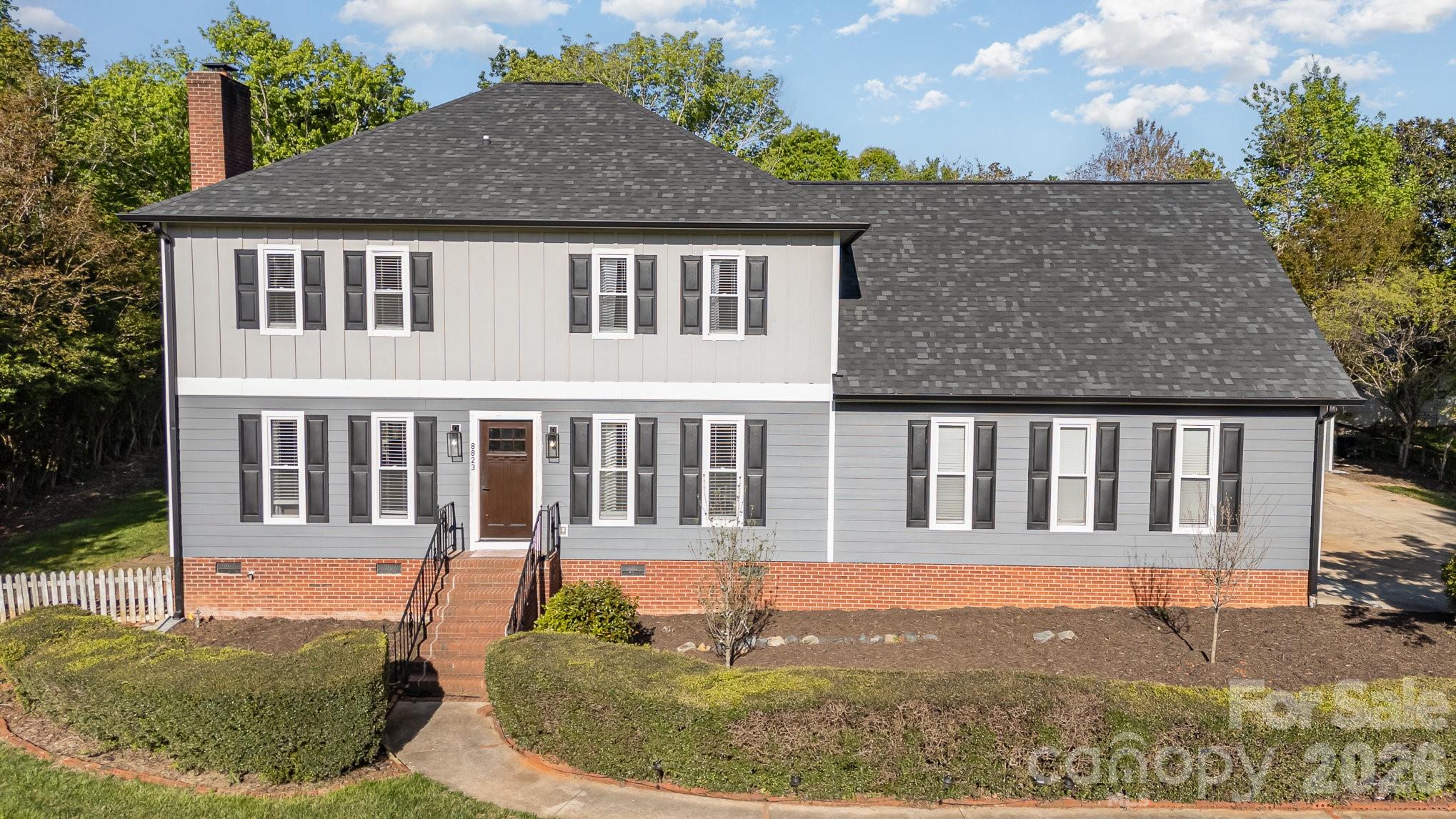 8823 Dartmoor Place Property Photo 5