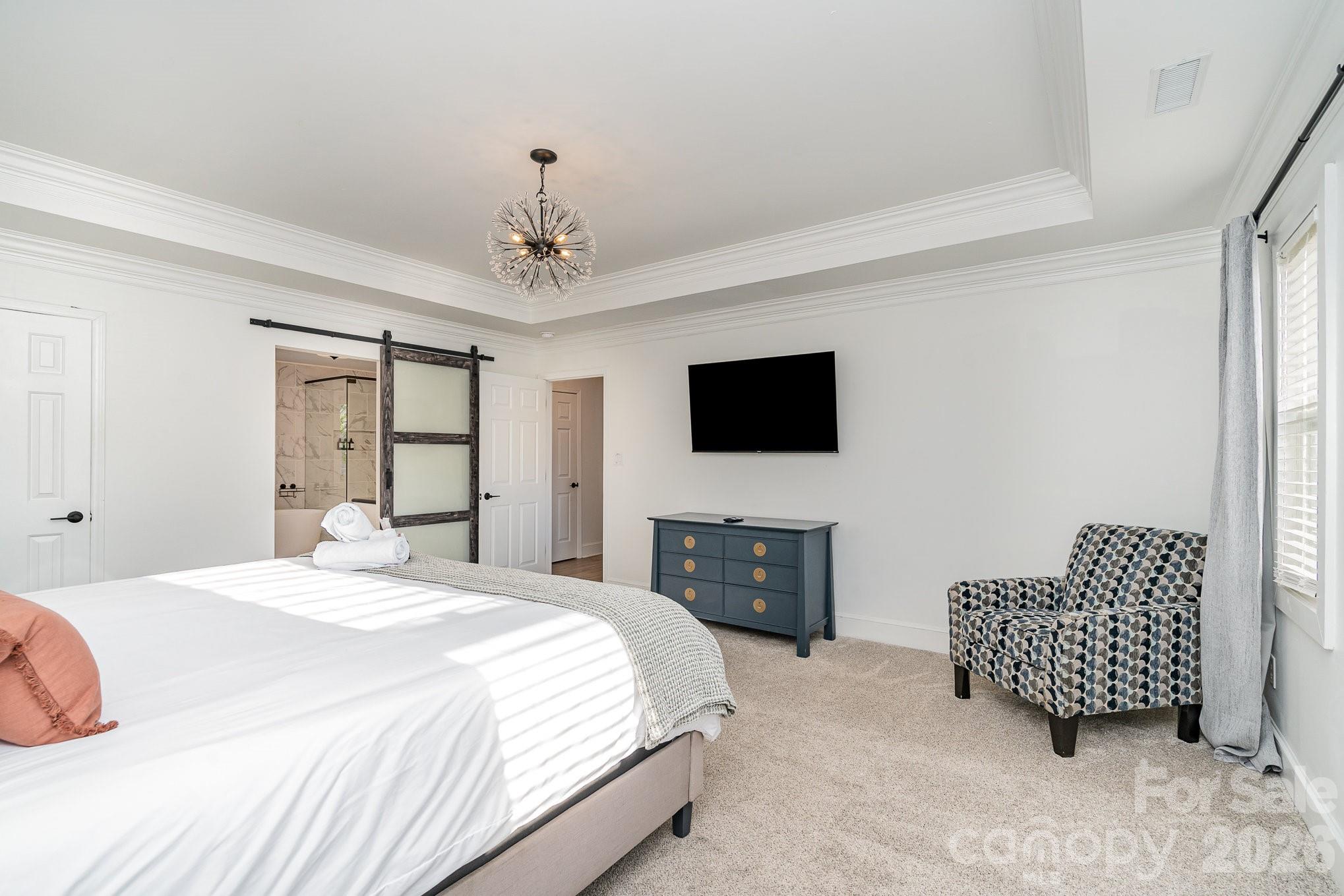 8823 Dartmoor Place Property Photo 16