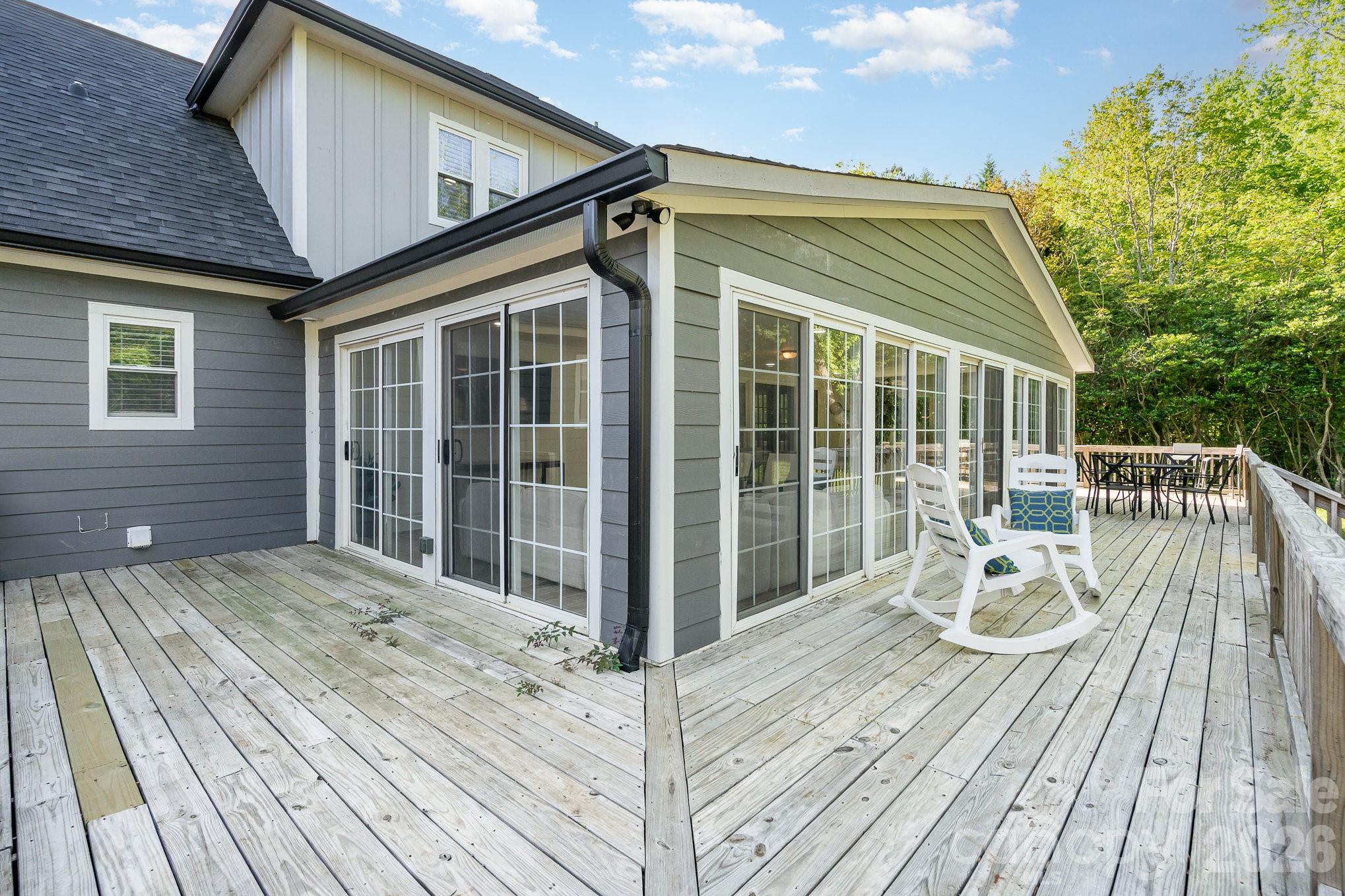 8823 Dartmoor Place Property Photo 20