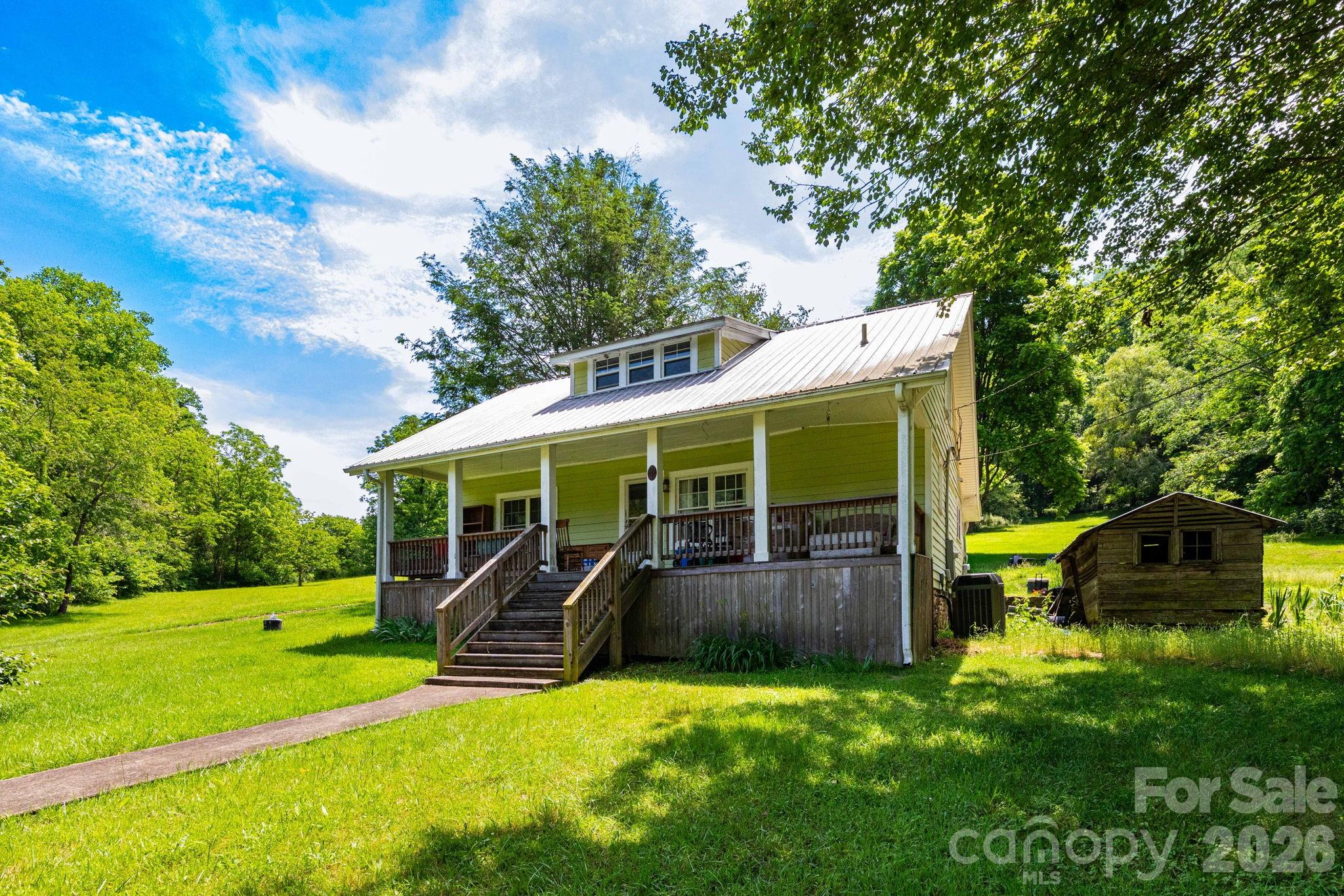 329 N Fork Road Property Photo 1