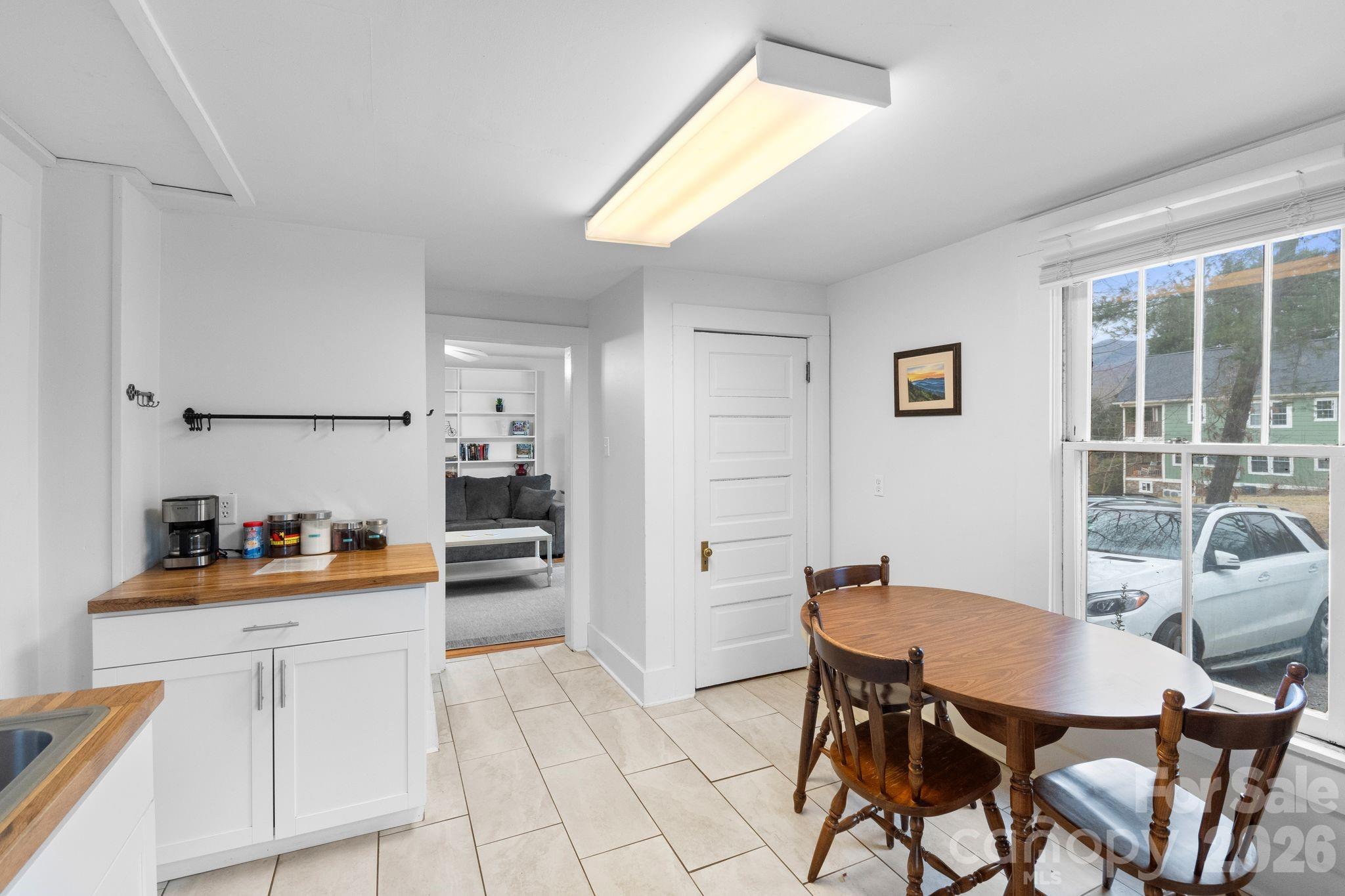 33 Vance Avenue Property Photo 22