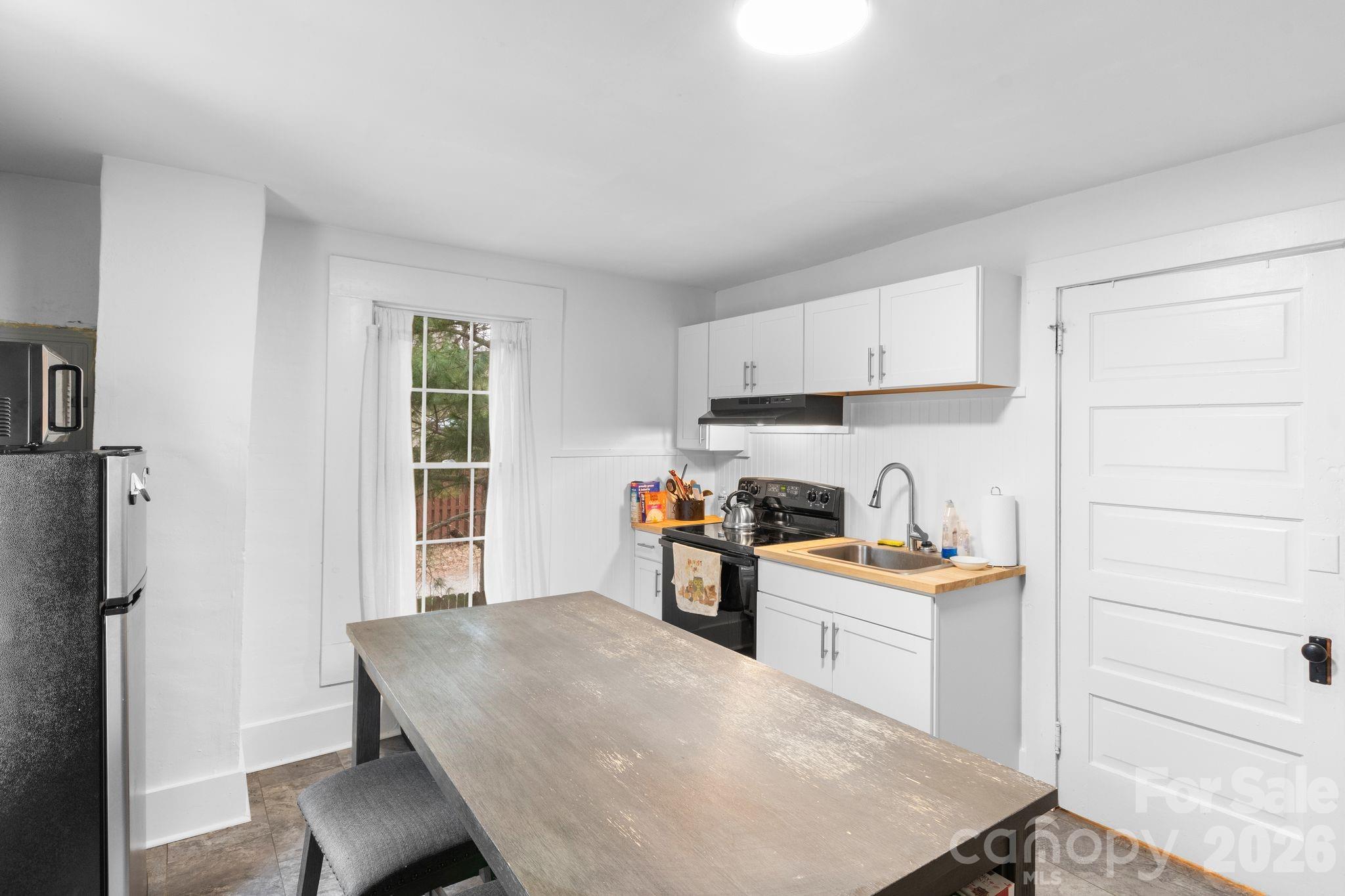 33 Vance Avenue Property Photo 40