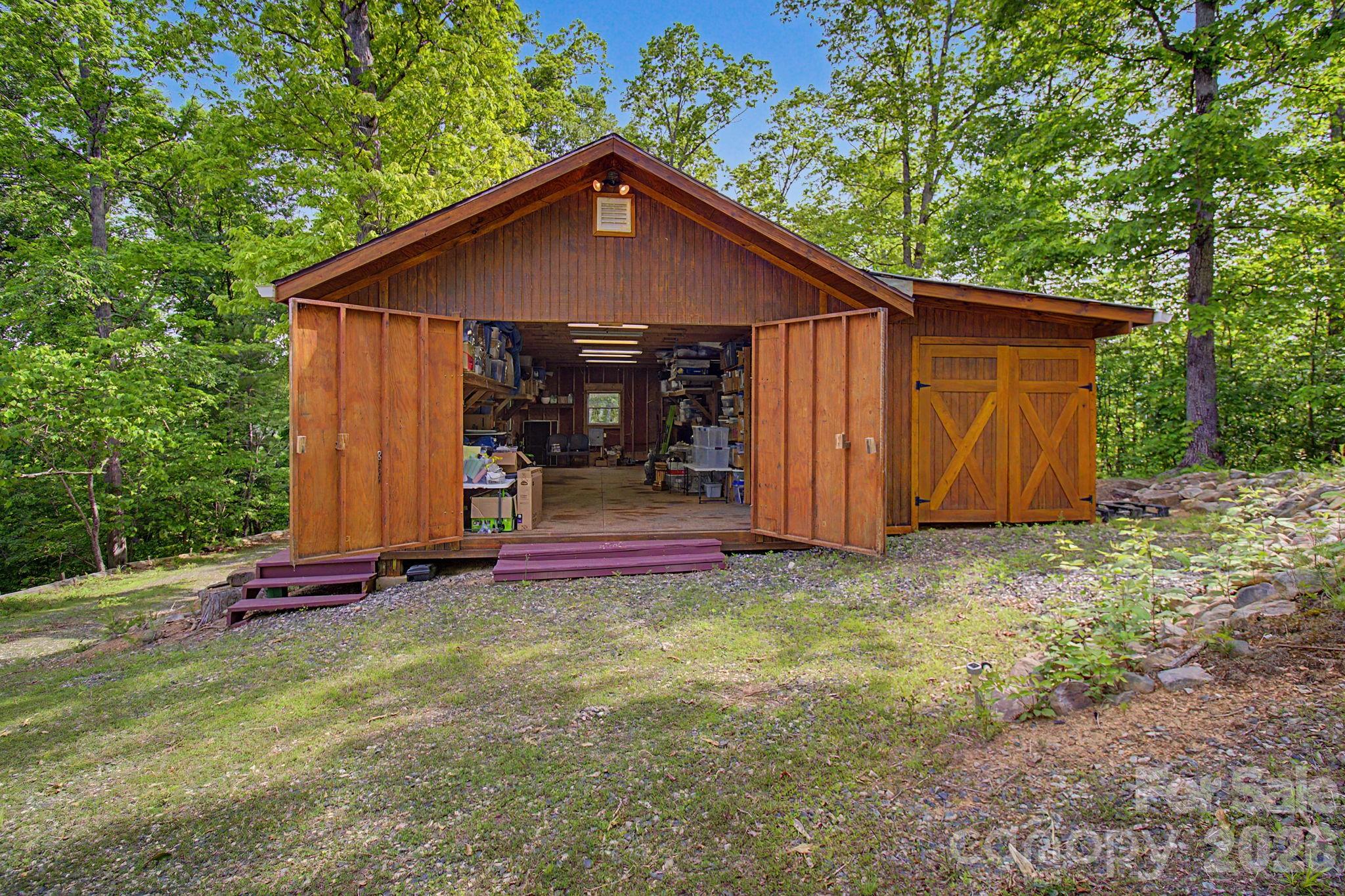 288 Rebel Drive Property Photo 8
