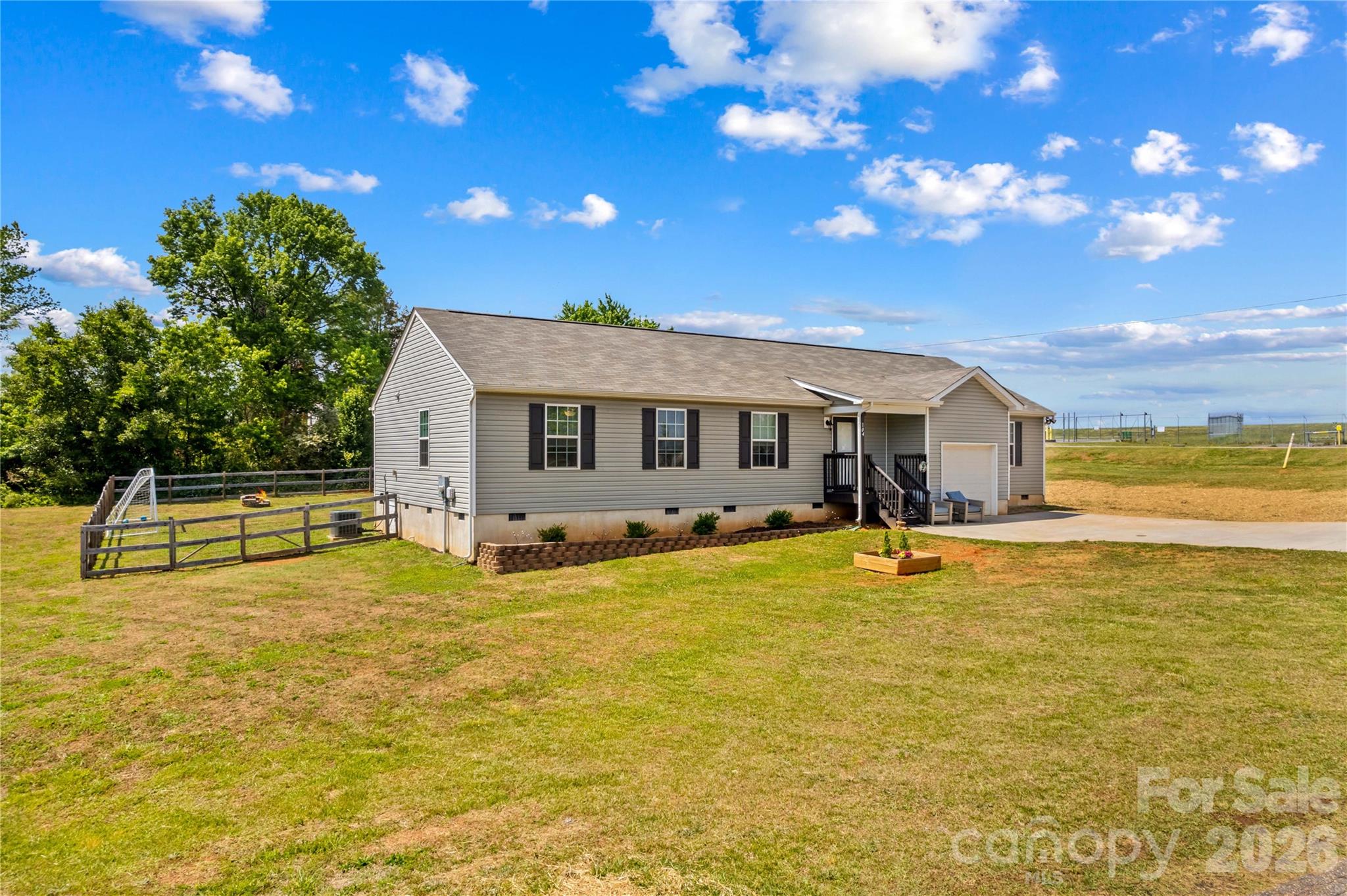 104 Sandtrap Drive Property Photo 31