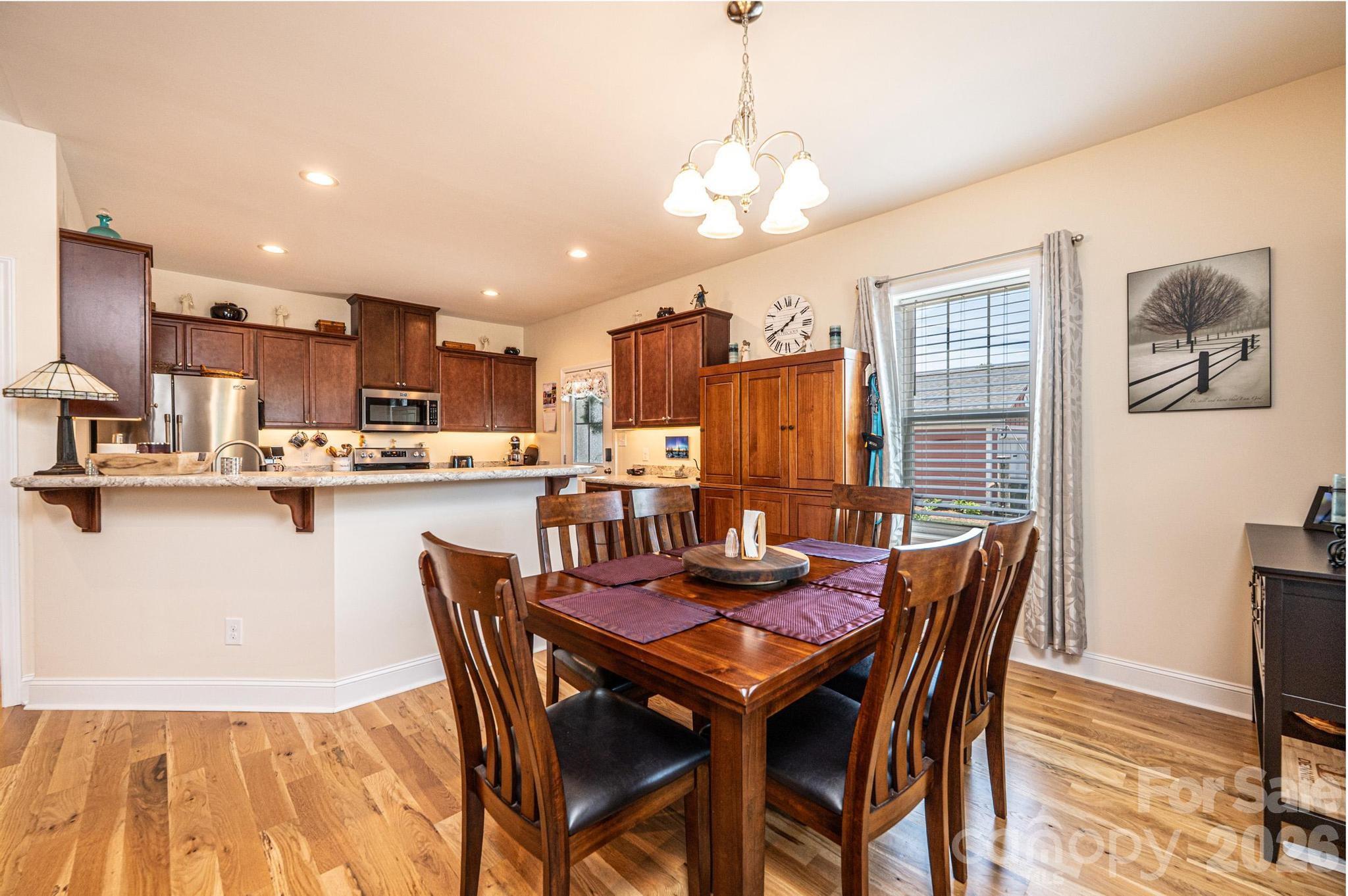 1092 33rd Avenue Loop Property Photo 12