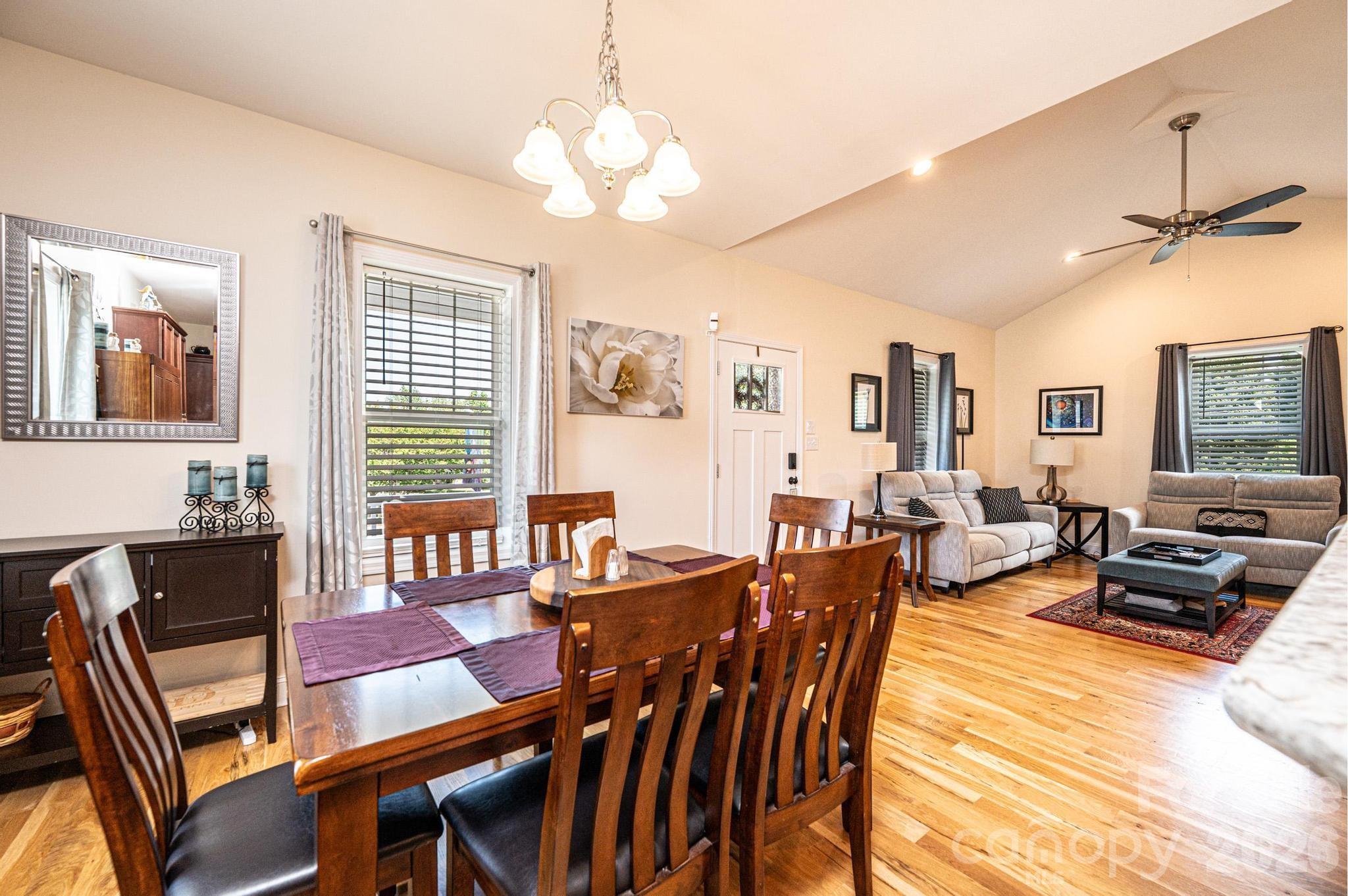 1092 33rd Avenue Loop Property Photo 14