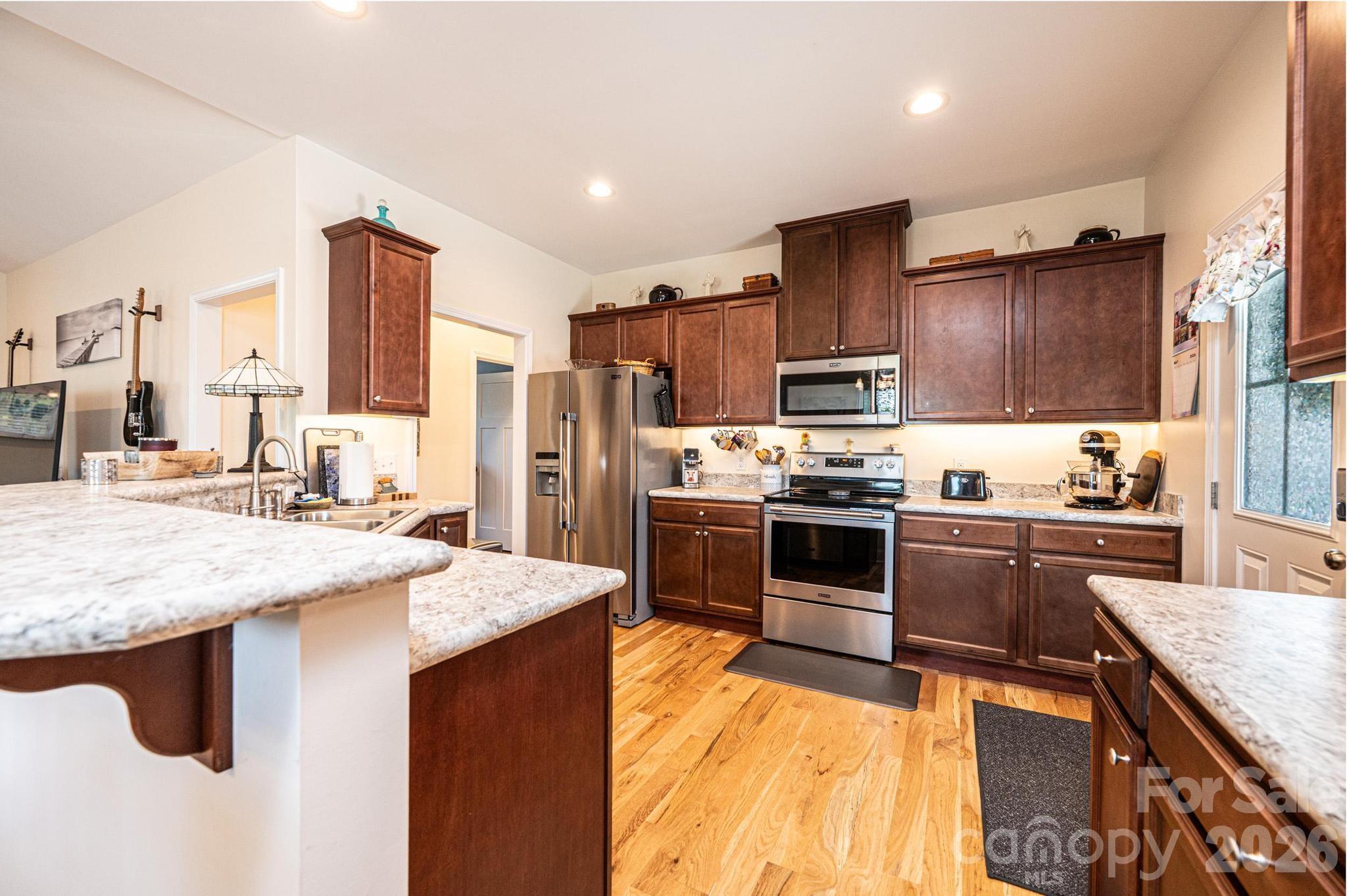 1092 33rd Avenue Loop Property Photo 15