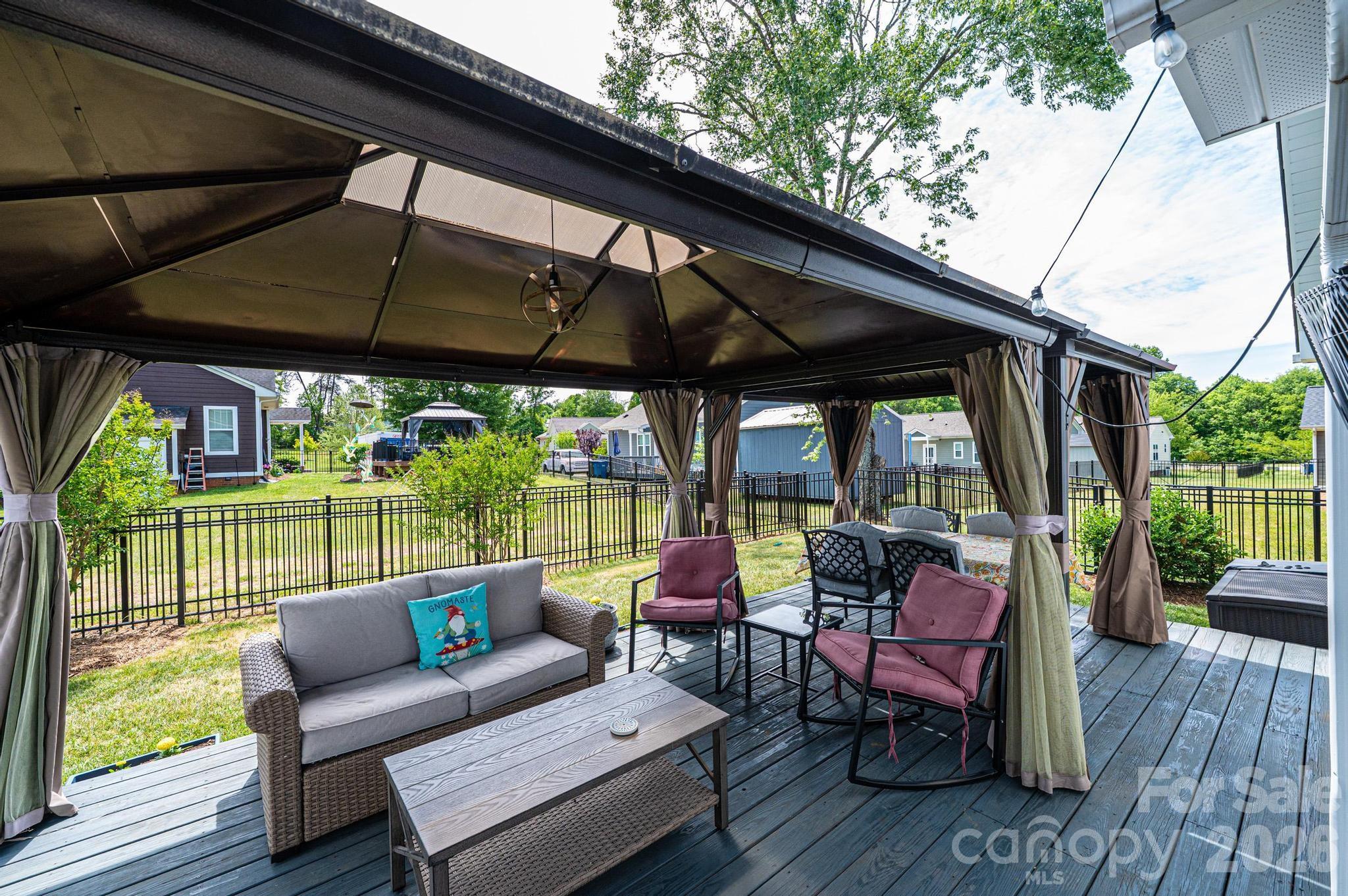 1092 33rd Avenue Loop Property Photo 36