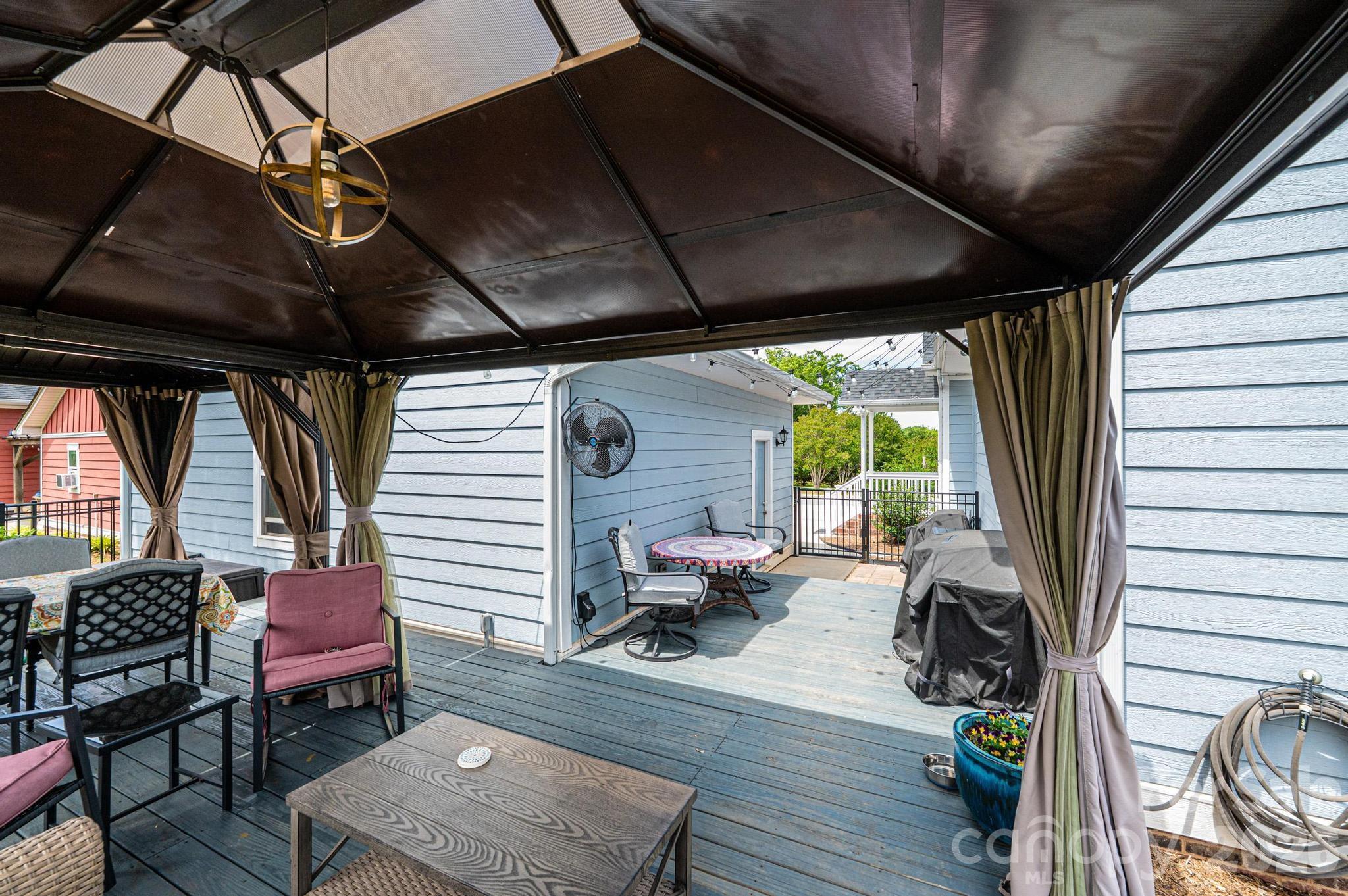 1092 33rd Avenue Loop Property Photo 37