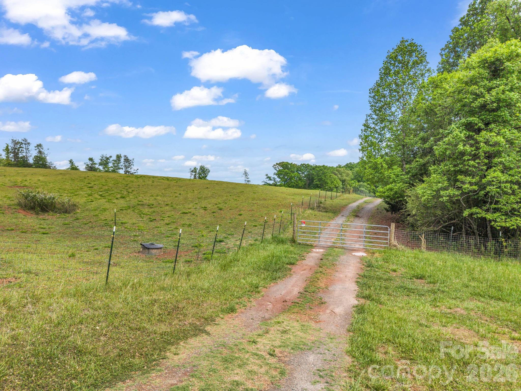 432 Gilmer Edwards Road Property Photo 28