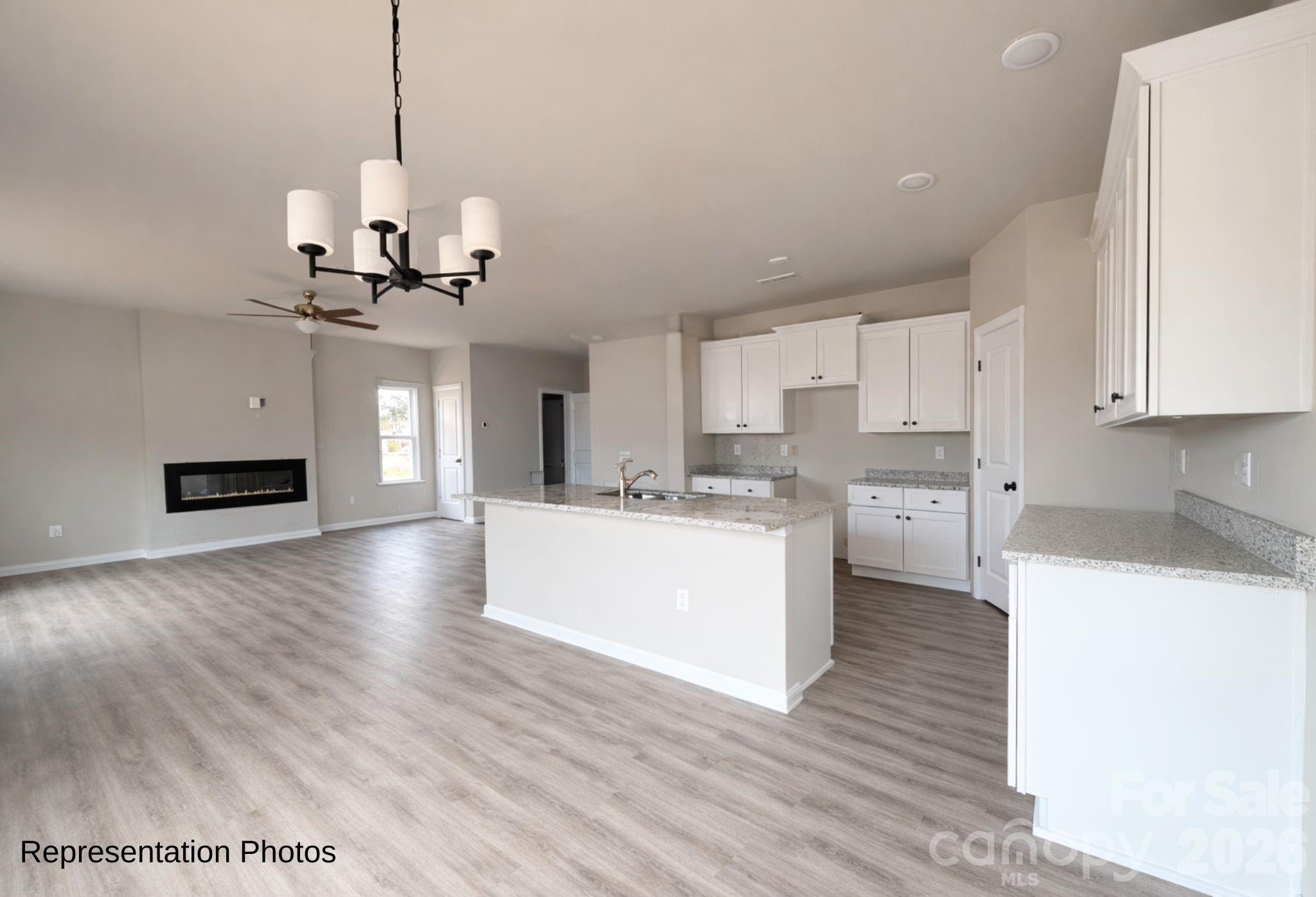 209 Roxanna Court Property Photo 1