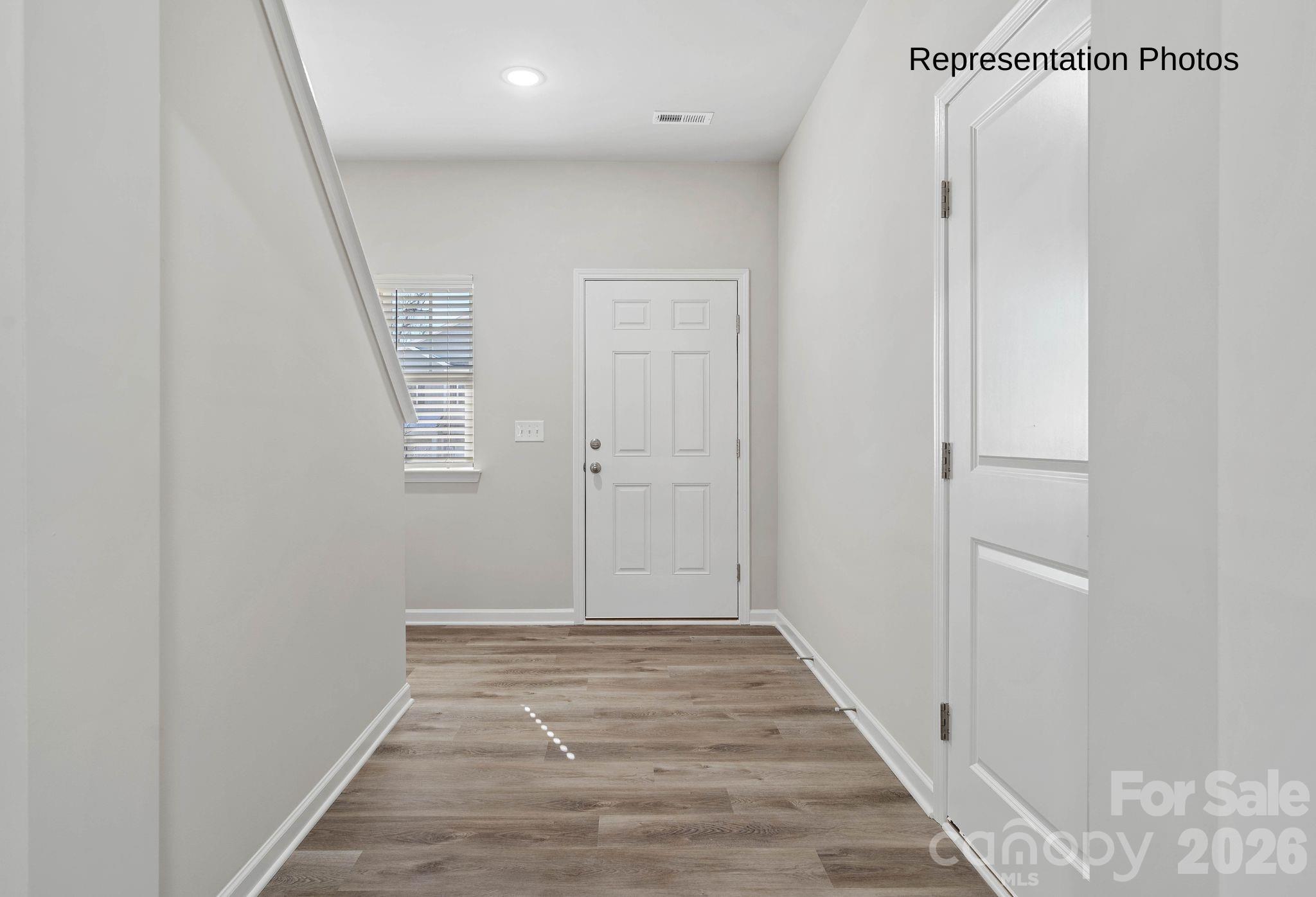 209 Roxanna Court Property Photo 13