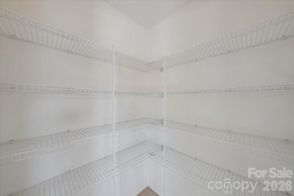 1000 Silverberry Street Property Photo 20