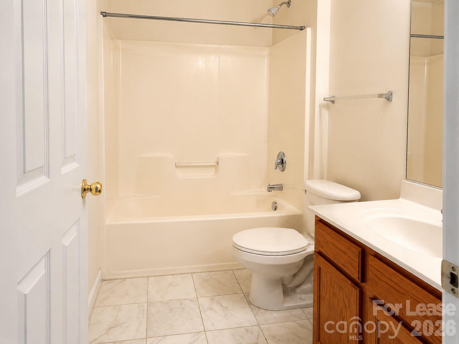 913 Tiger Lane Property Photo 17