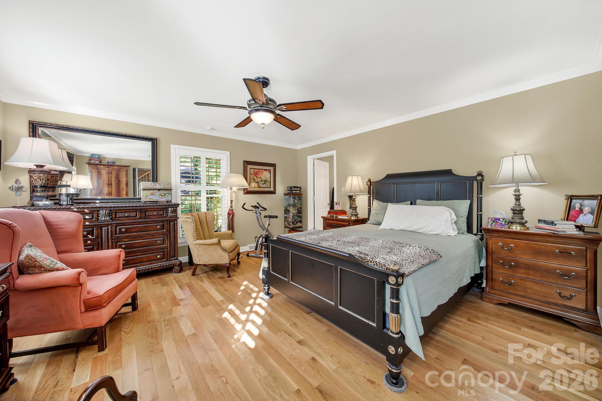 537 Briarwood Road E1-2 Property Photo 4
