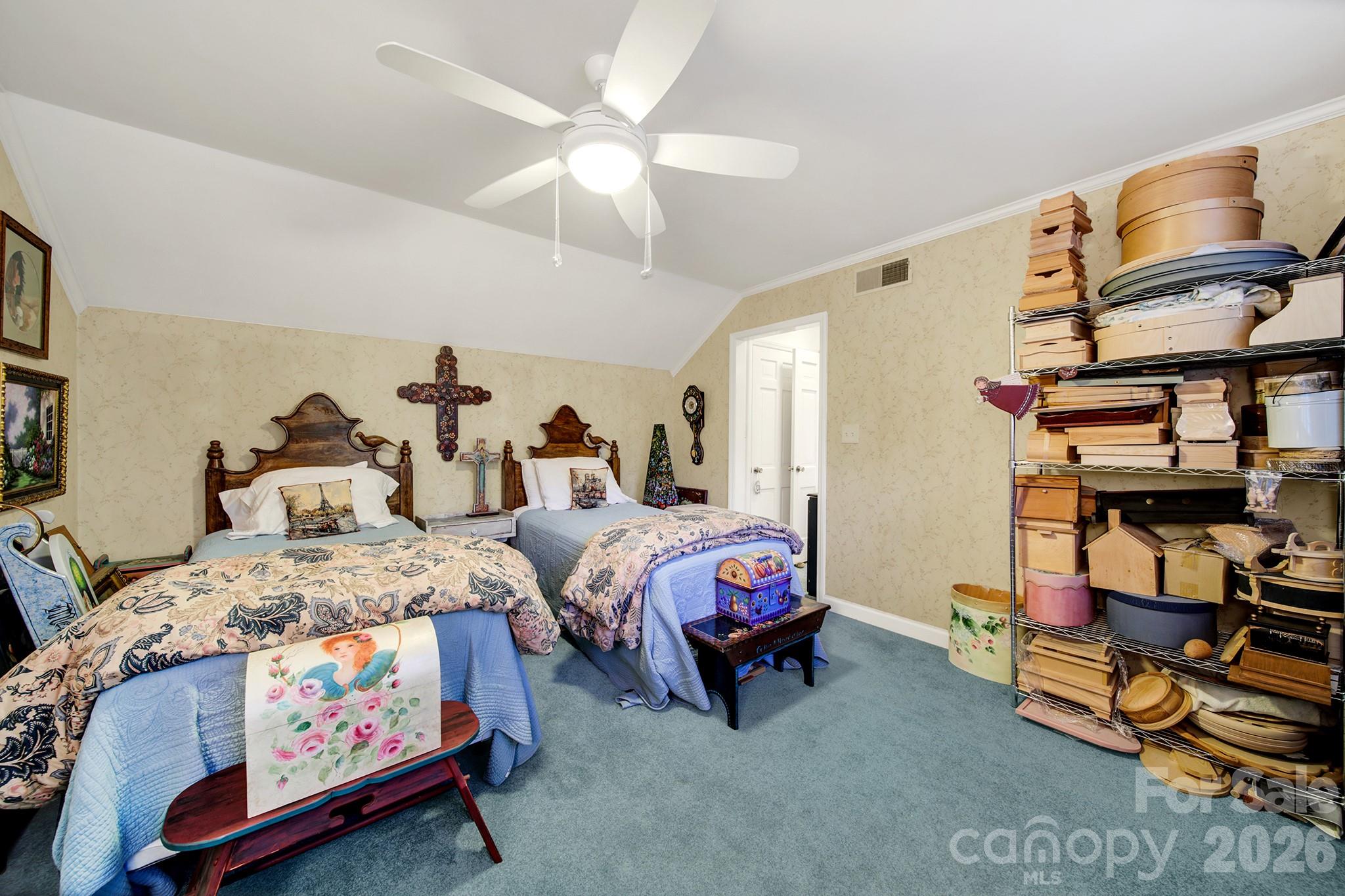 537 Briarwood Road E1-2 Property Photo 26
