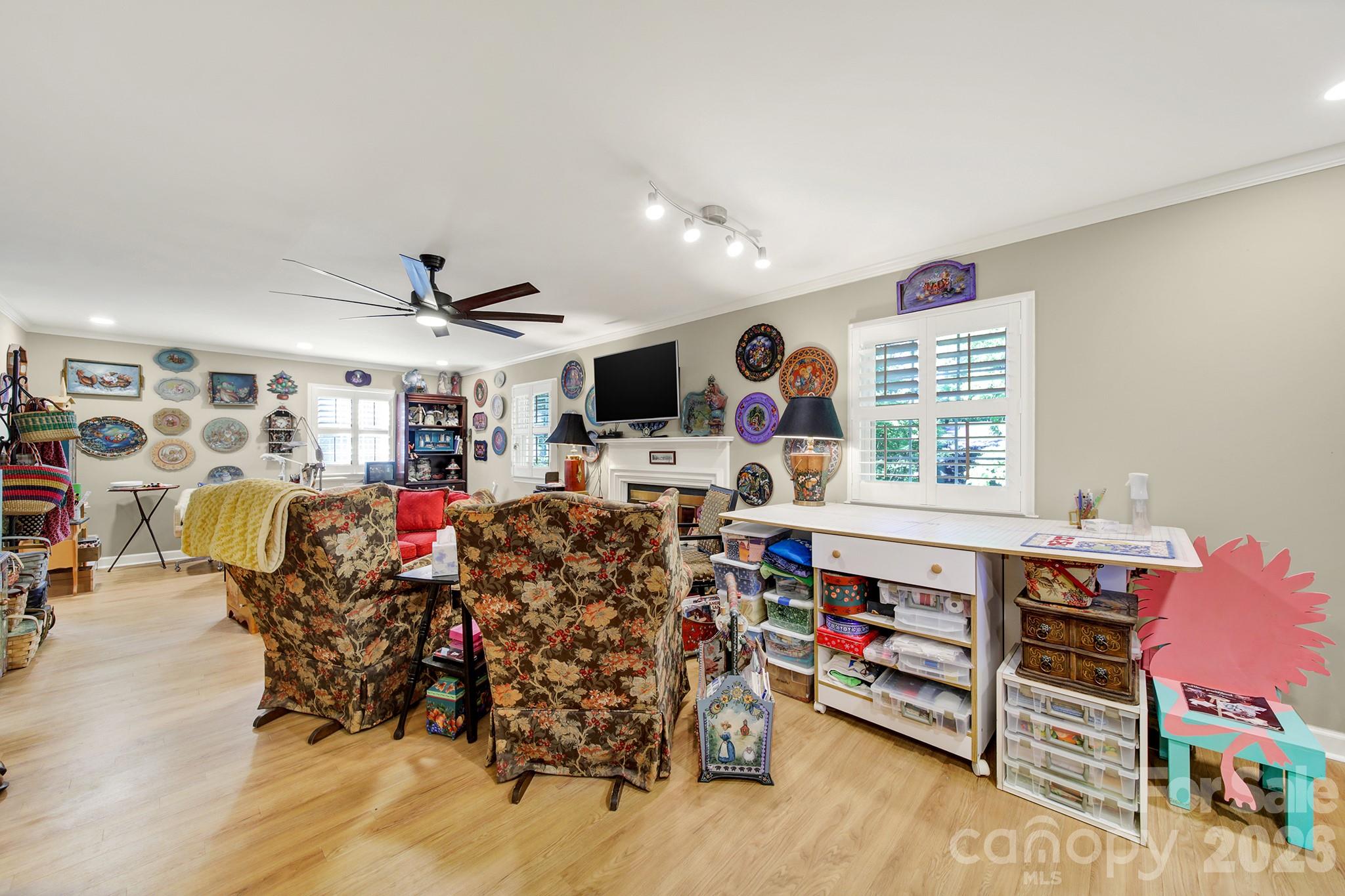537 Briarwood Road E1-2 Property Photo 29