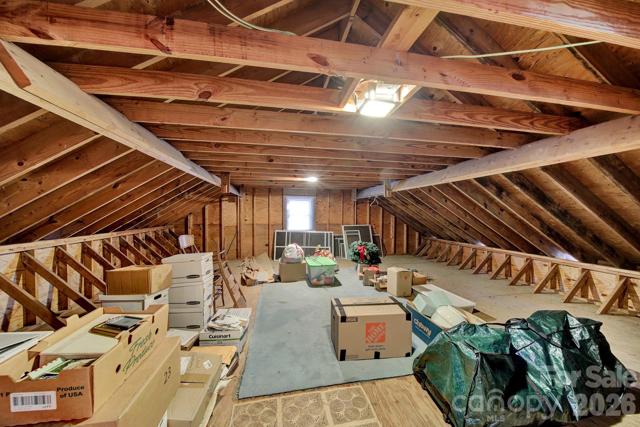 537 Briarwood Road E1-2 Property Photo 34