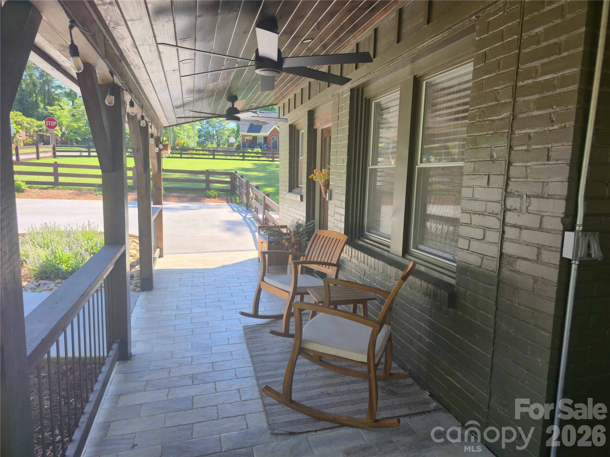 152 Florida Avenue Property Photo 8