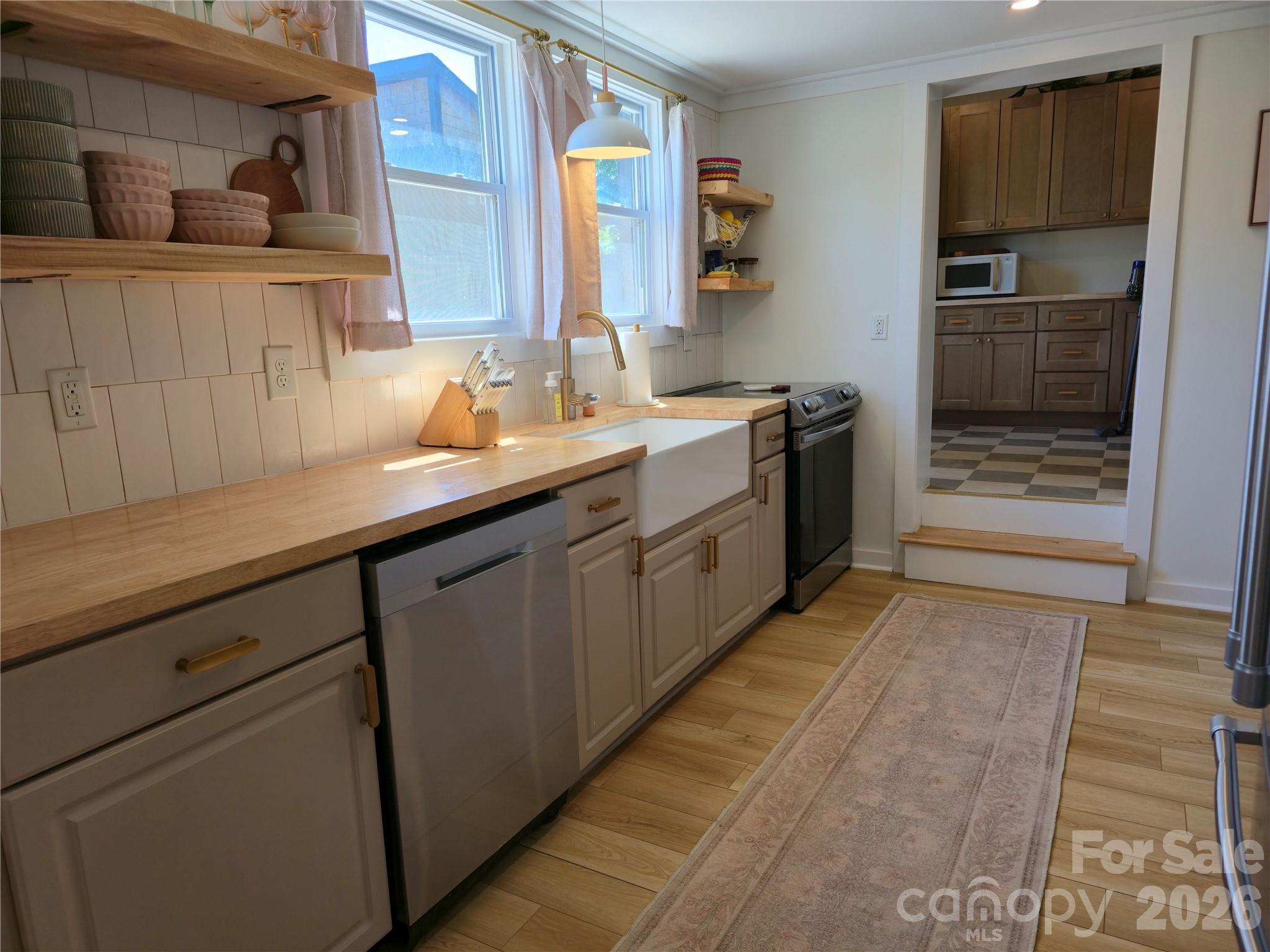 152 Florida Avenue Property Photo 13