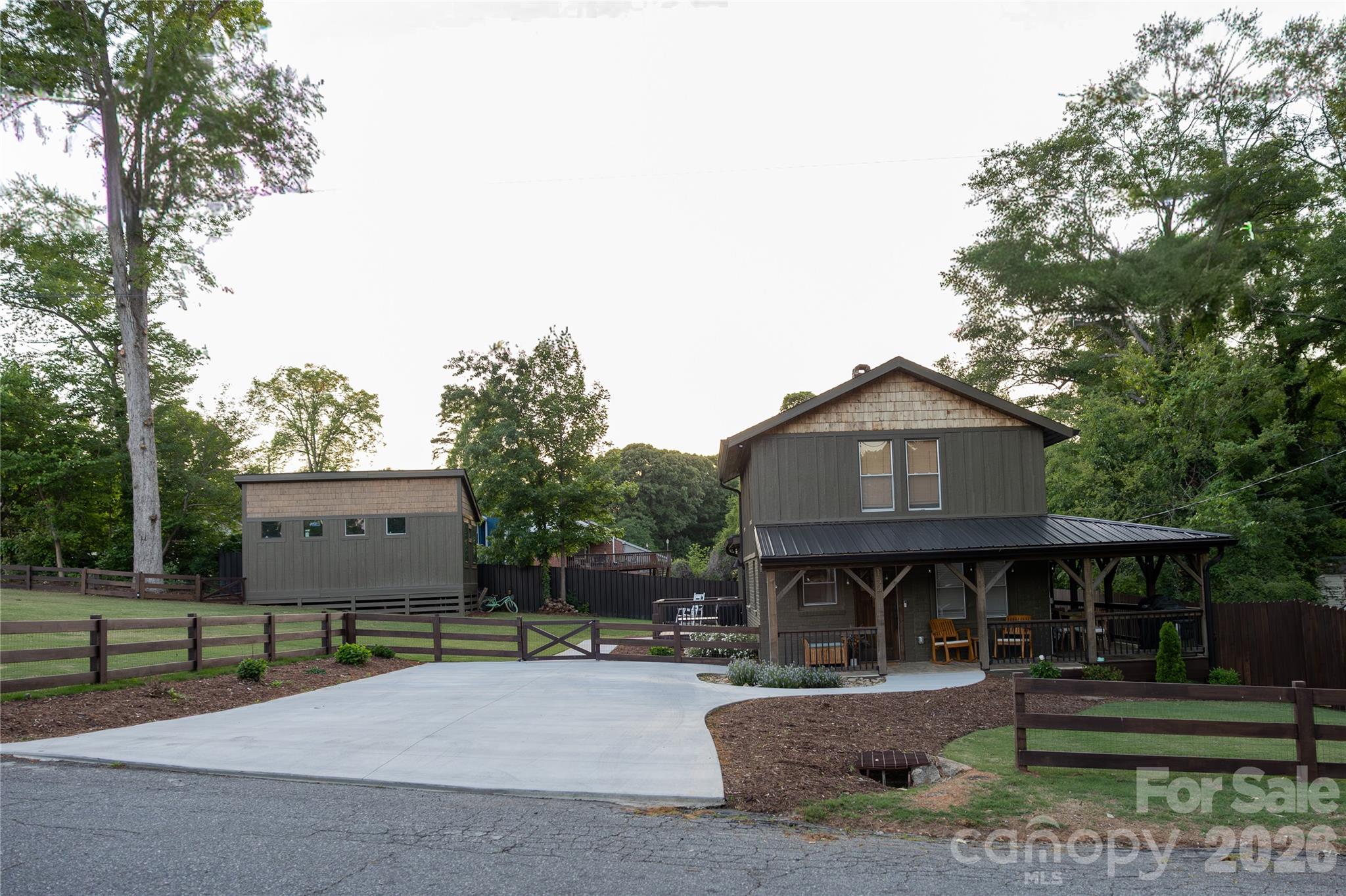 152 Florida Avenue Property Photo 29