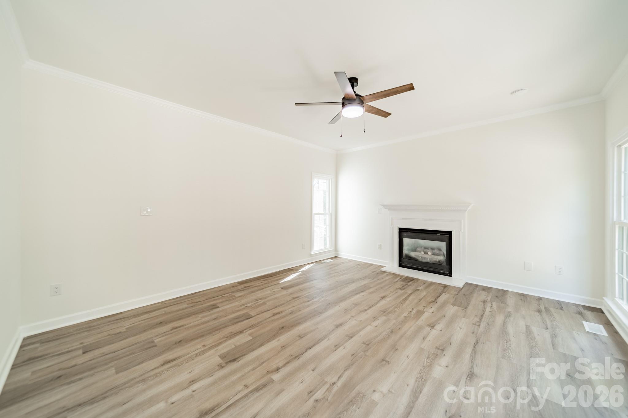 11550 Falling Leaves Drive Property Photo 27