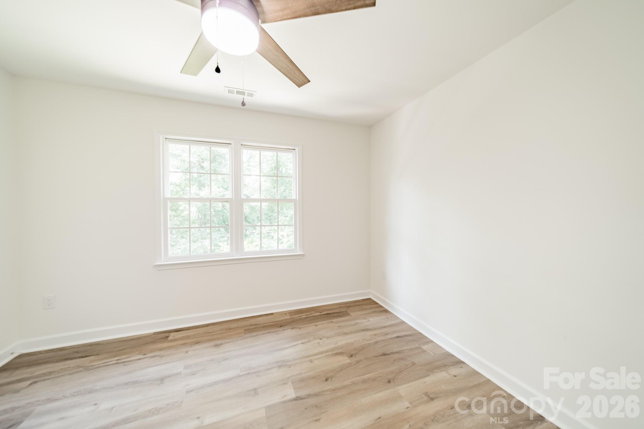 11550 Falling Leaves Drive Property Photo 35