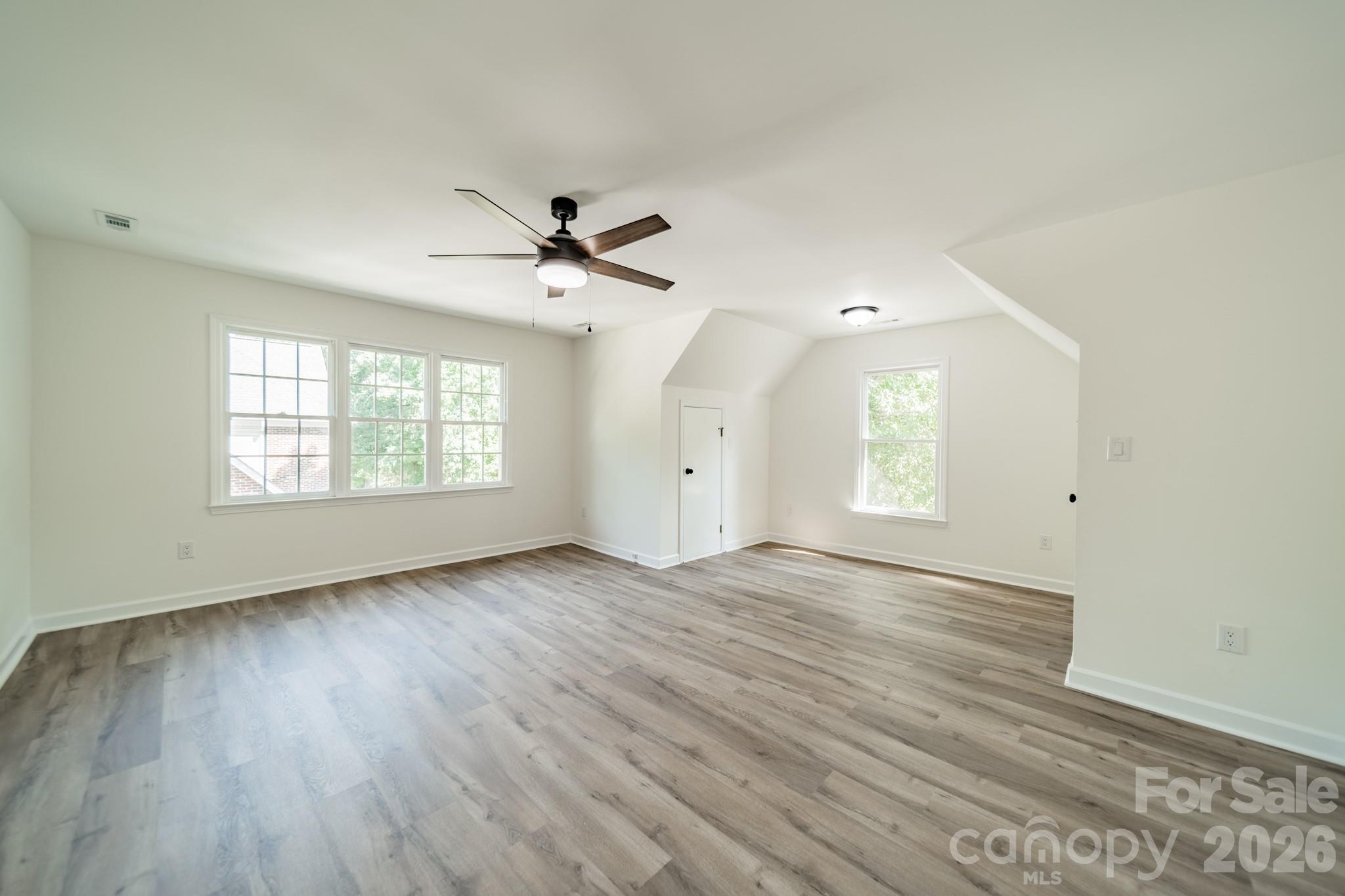 11550 Falling Leaves Drive Property Photo 43