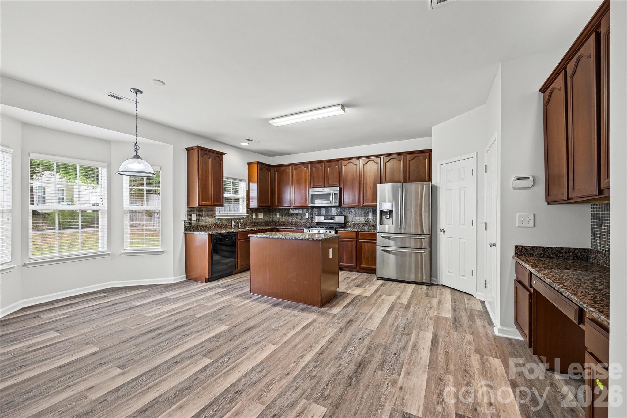 2704 Piersland Drive Property Photo 12