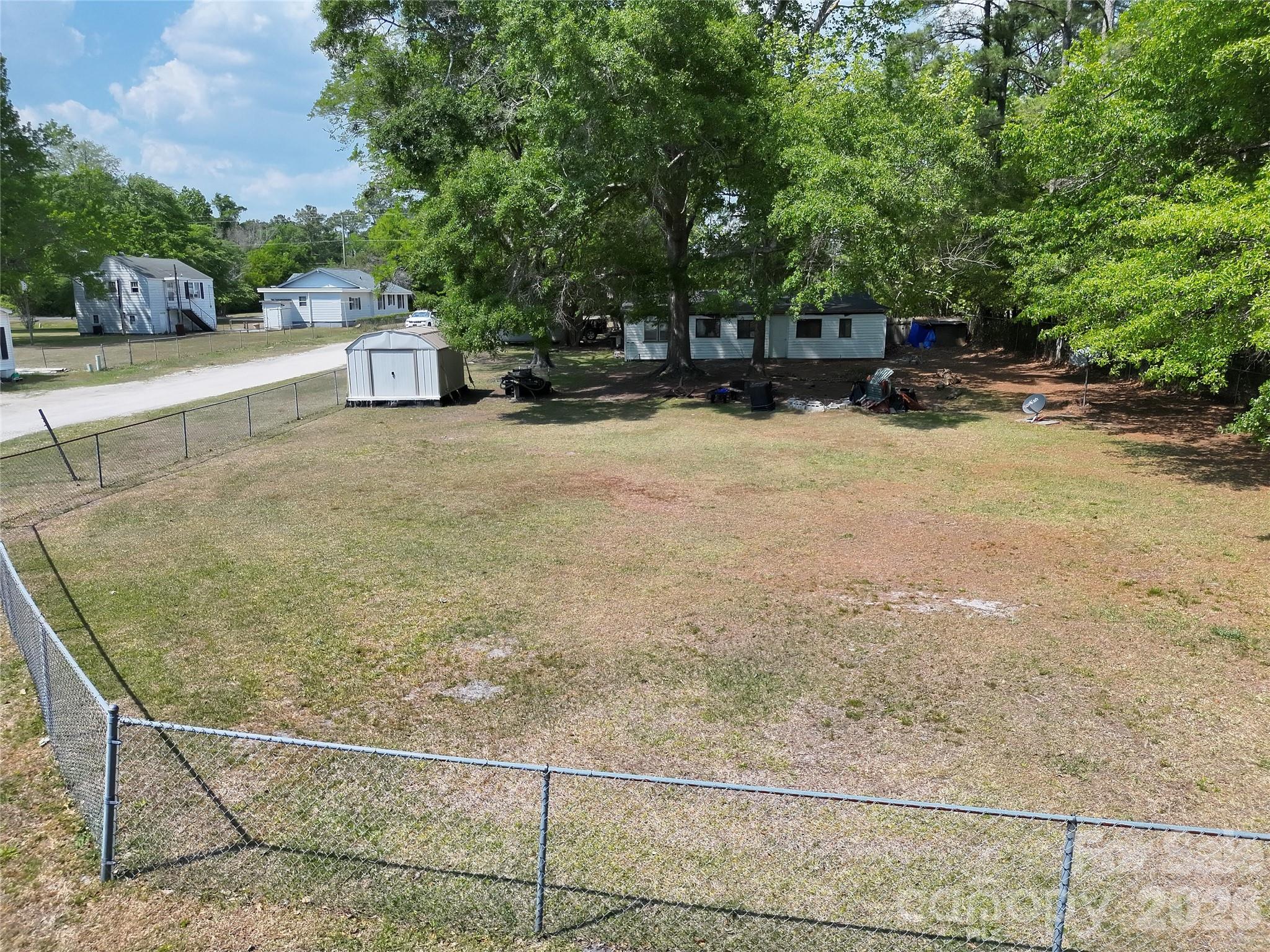 417 Mason Town Road Property Photo 12